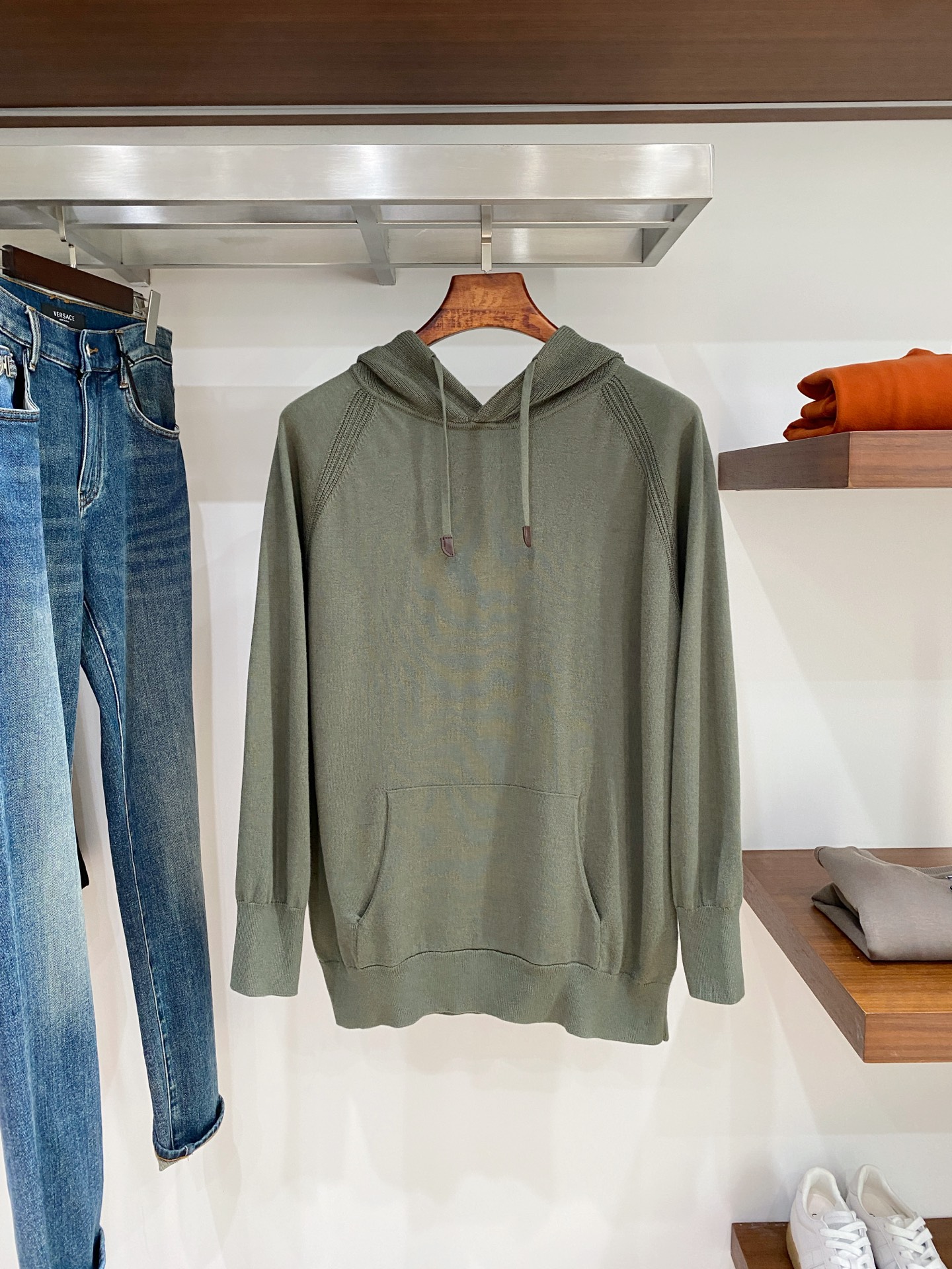 lP🆕、2025新品羊毛衣 具有手感细腻柔软，可直接与肌肤接触，让暖心的纱线变化出细腻的质感，顶级工艺极