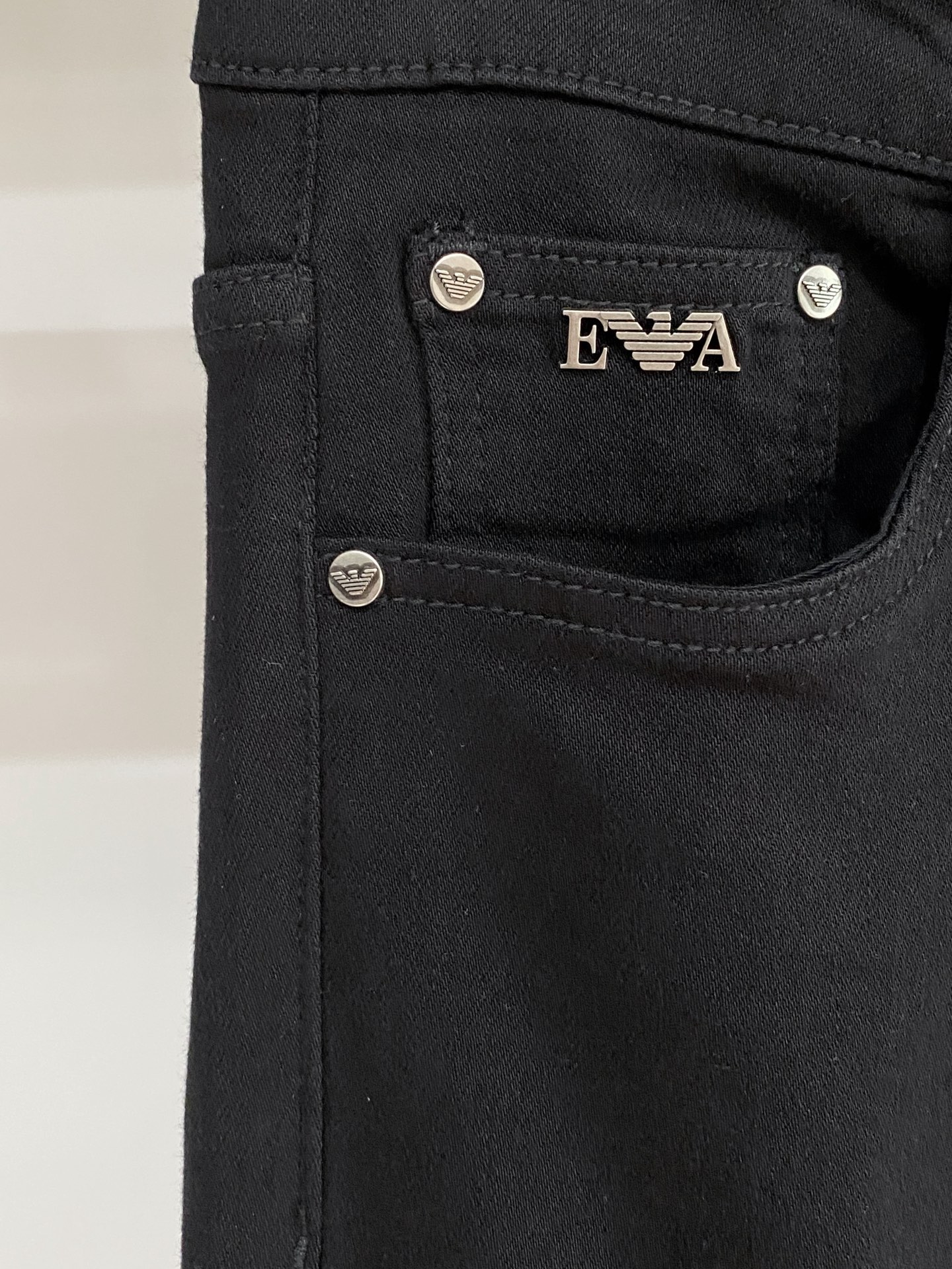 阿玛尼、 2025最新品，专柜同步有售，原单狠货，水洗休闲牛仔裤，进口原版水洗弹力面料，舒适有弹性，原版