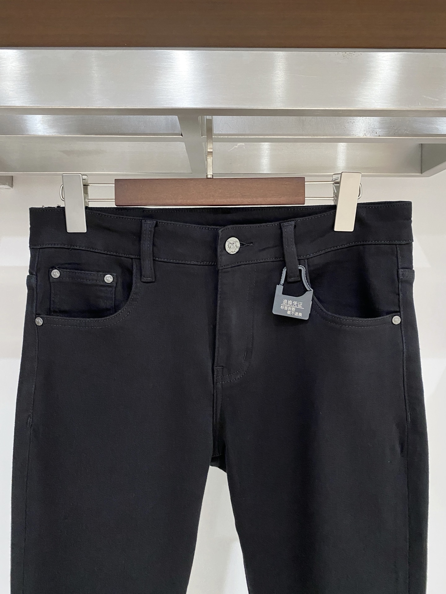 巴宝莉、 2025最新品，专柜同步有售，原单狠货，水洗休闲牛仔裤，进口原版水洗弹力面料，舒适有弹性，原版