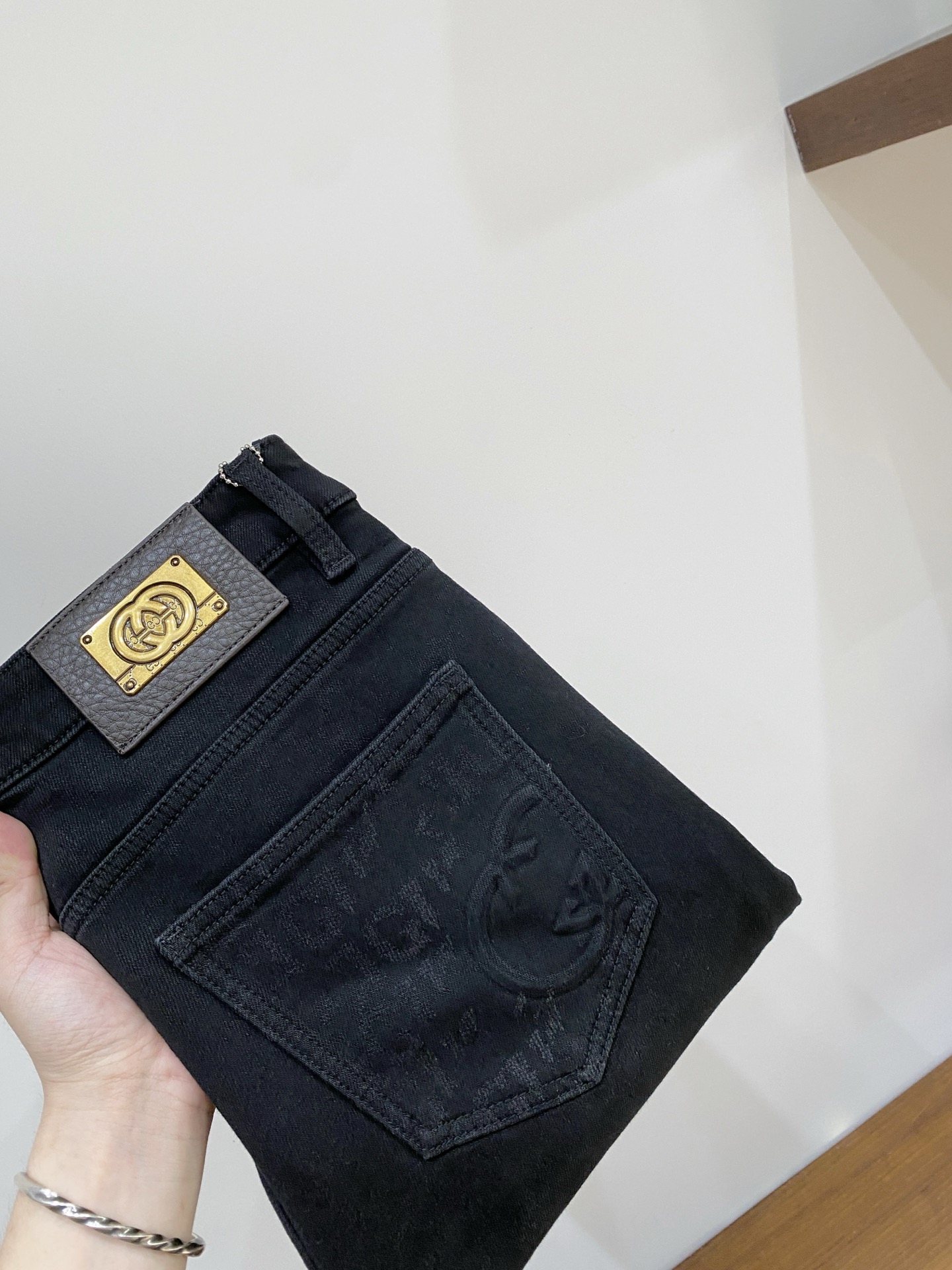 古奇、 2025最新品，专柜同步有售，原单狠货，水洗休闲牛仔裤，进口原版水洗弹力面料，舒适有弹性，原版五