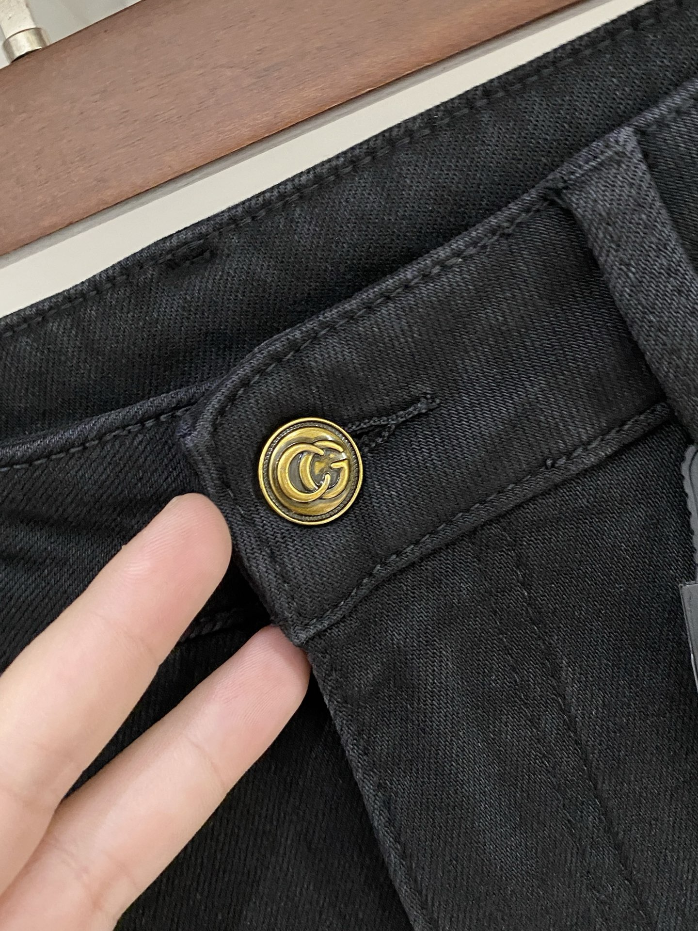 古奇、 2025最新品，专柜同步有售，原单狠货，水洗休闲牛仔裤，进口原版水洗弹力面料，舒适有弹性，原版五