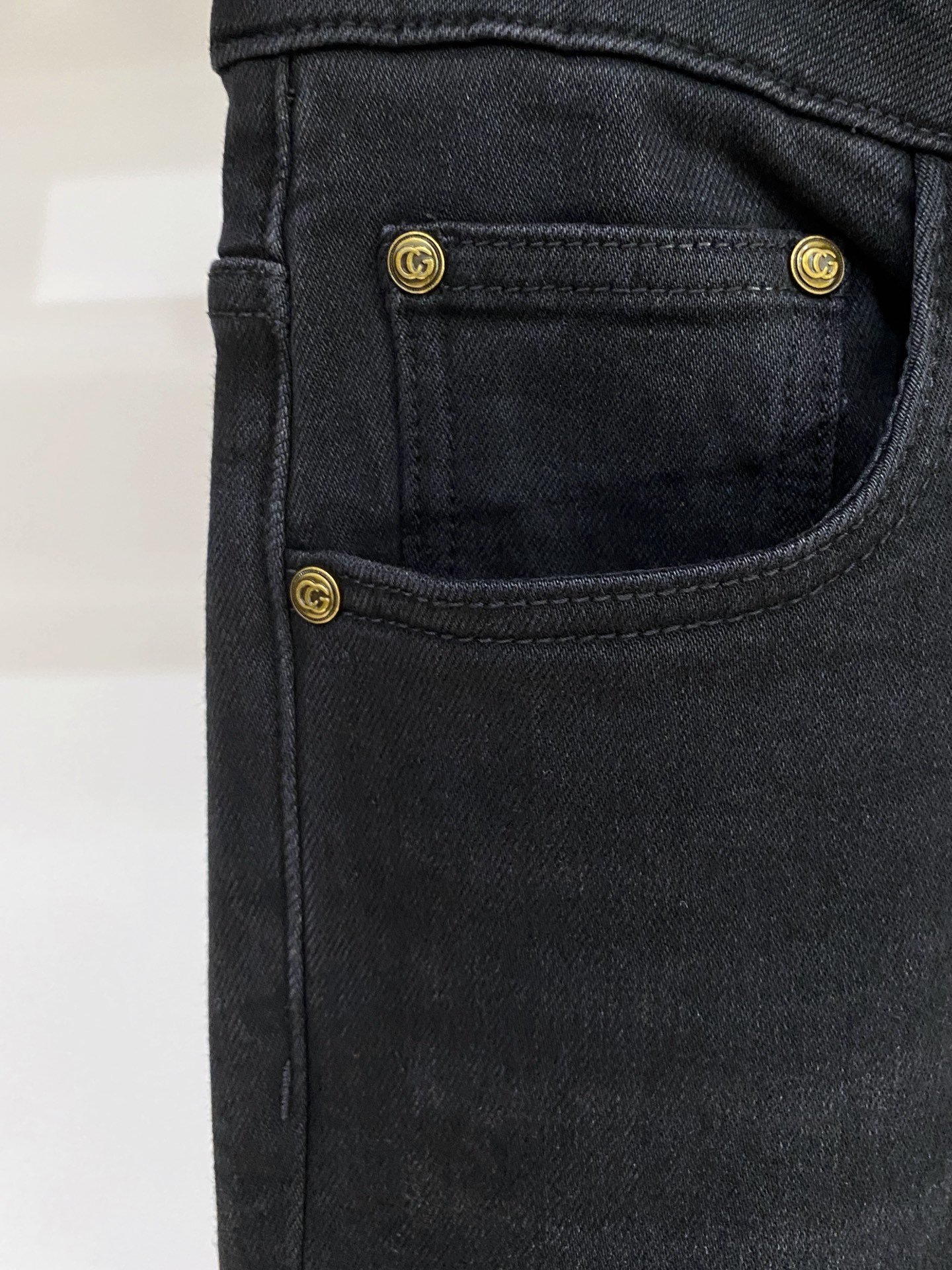 古奇、 2025最新品，专柜同步有售，原单狠货，水洗休闲牛仔裤，进口原版水洗弹力面料，舒适有弹性，原版五