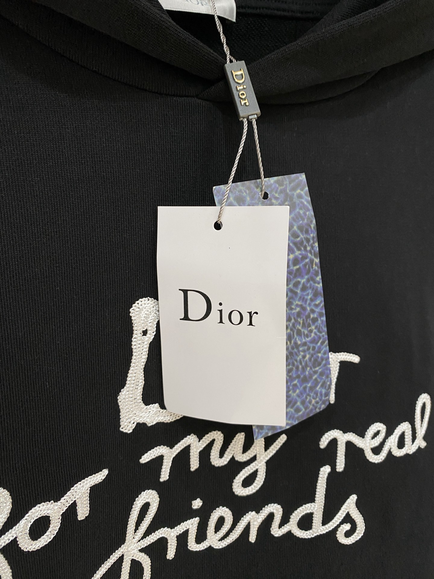 迪奥、2025新品卫衣，帅气时尚，胸前精致刺绣字母logo，简约百搭款。面料棉 不仅挺括，保持潮流的廓形