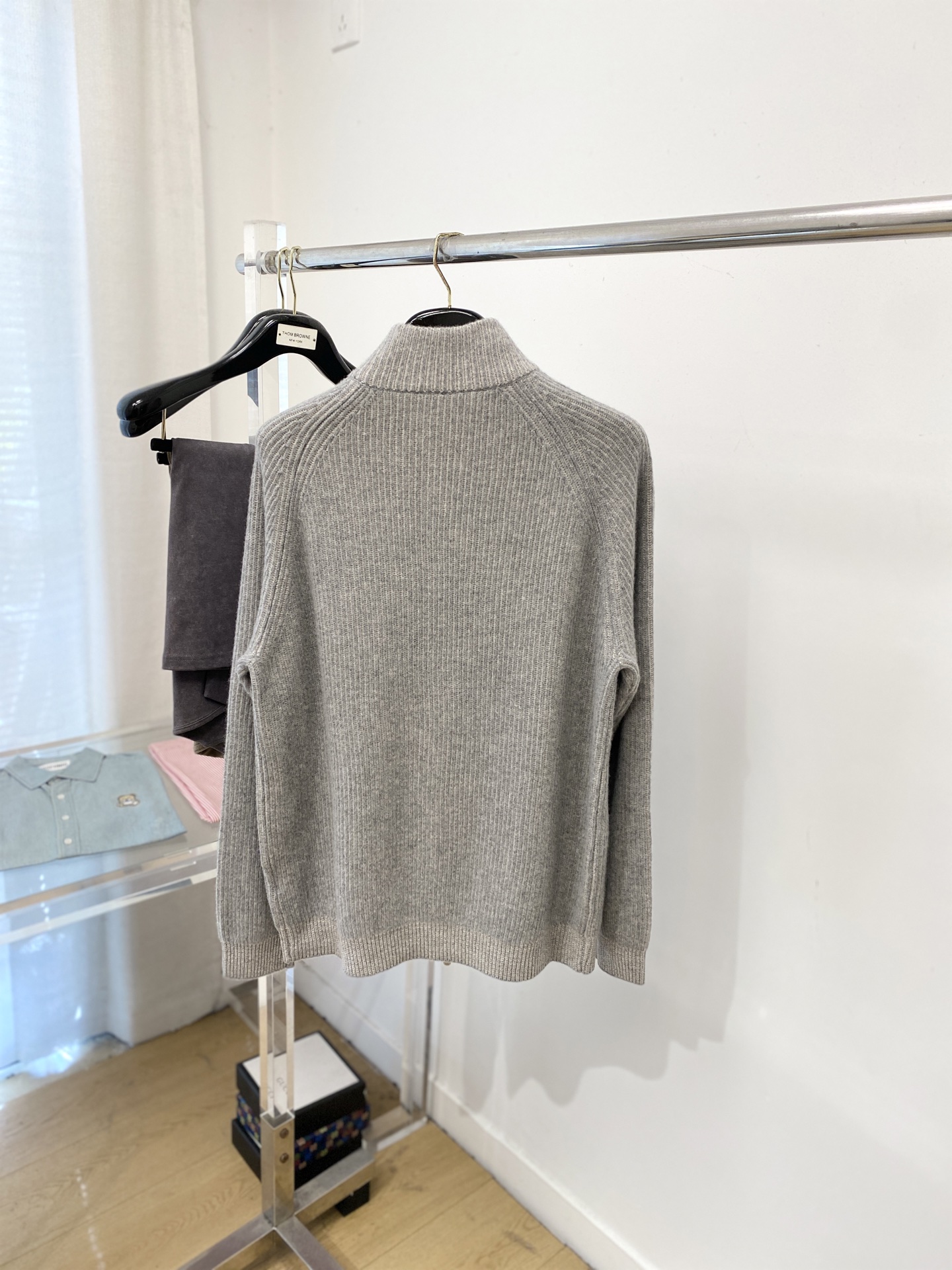 Brunello Cucinelli、2025新品羊毛衣外套 具有手感细腻柔软，可直接与肌肤接触，让暖心