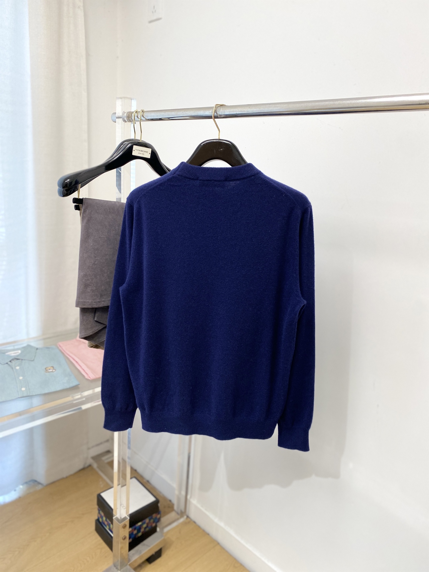 lP🆕、2025新品羊毛衣 具有手感细腻柔软，可直接与肌肤接触，让暖心的纱线变化出细腻的质感，顶级工艺极