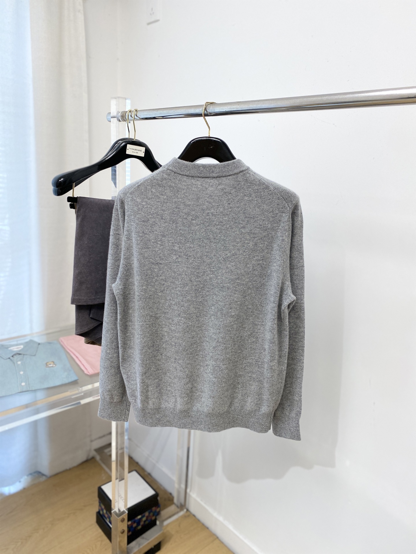 lP🆕、2025新品羊毛衣 具有手感细腻柔软，可直接与肌肤接触，让暖心的纱线变化出细腻的质感，顶级工艺极