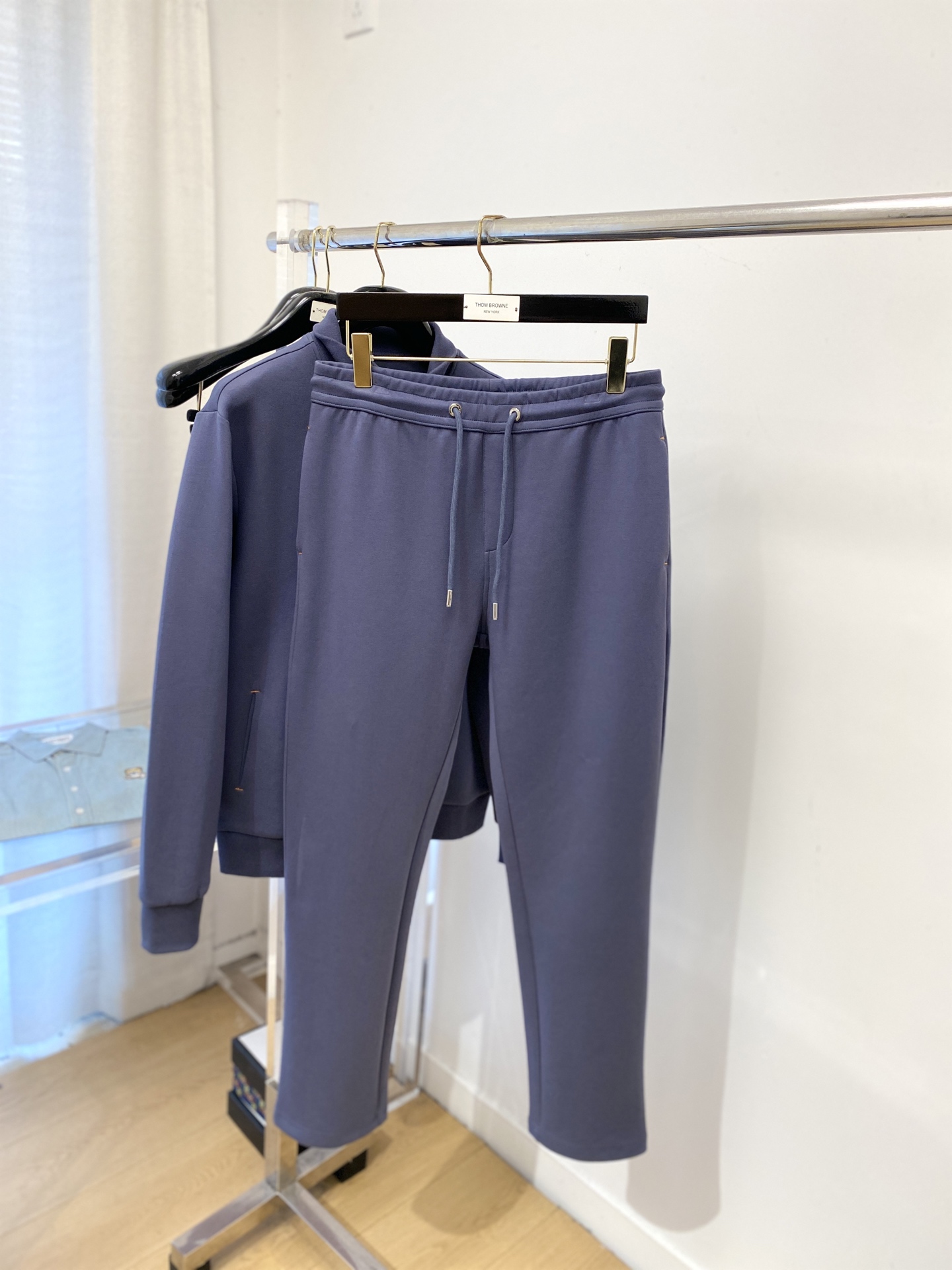 爱马仕、2025最新品，时尚休闲套装，顶级原版面料打造，穿着舒适，吸湿性透气性都非常良好，色牢度超高！无