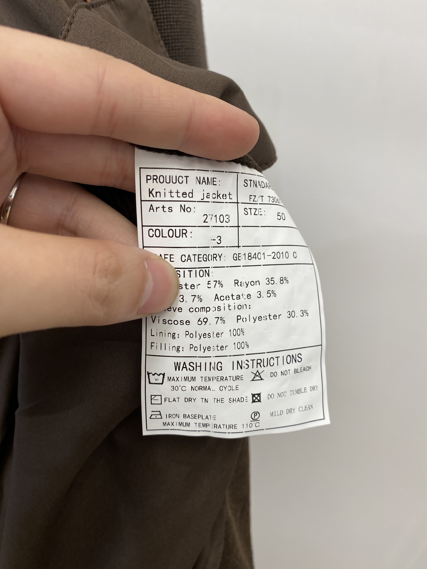 杰尼亚、2025新品针织夹克外套，时尚帅气，简约百搭款，定制原版面料，不仅挺括，保持潮流的廓形，又穿着舒