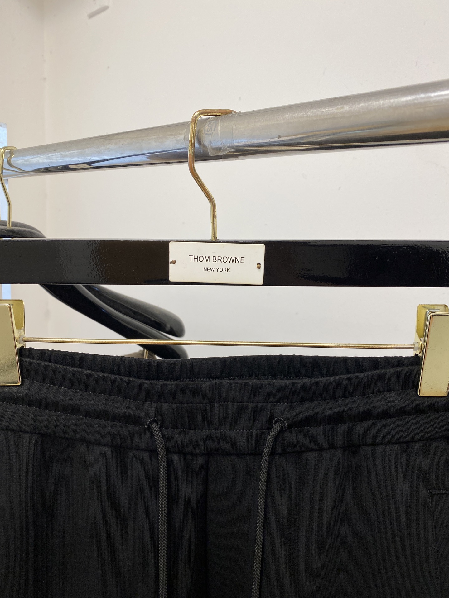 ￼DG、2025爆款休闲裤 高弹显瘦必爆简约百搭爆款，做工精细，每一针都看得到用心，超多明星网红最爱 拉