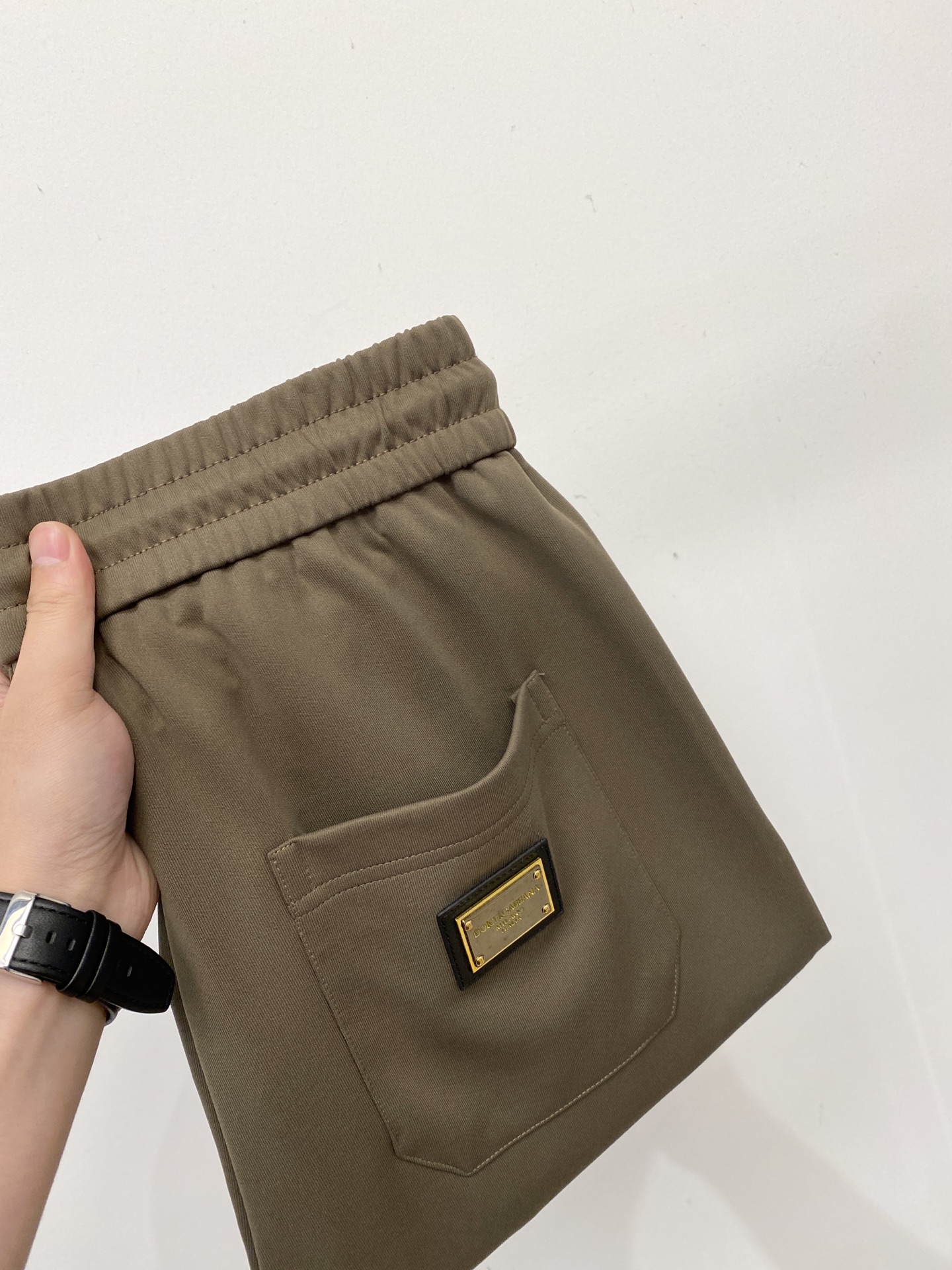 DG、2025爆款休闲裤 高弹显瘦必爆简约百搭爆款，做工精细，每一针都看得到用心，超多明星网红最爱 拉长