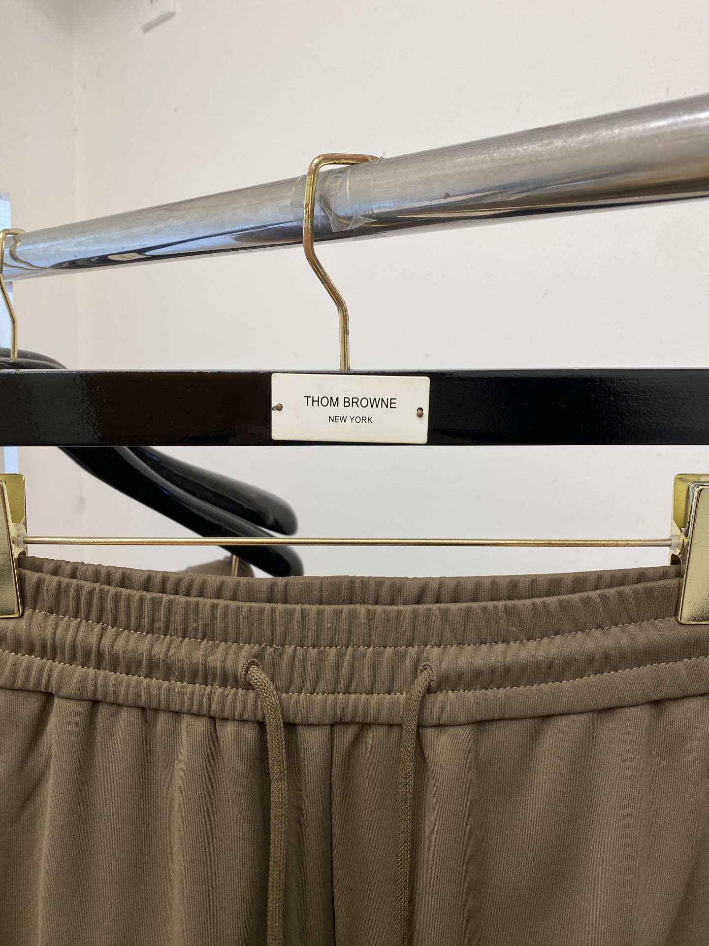 DG、2025爆款休闲裤 高弹显瘦必爆简约百搭爆款，做工精细，每一针都看得到用心，超多明星网红最爱 拉长