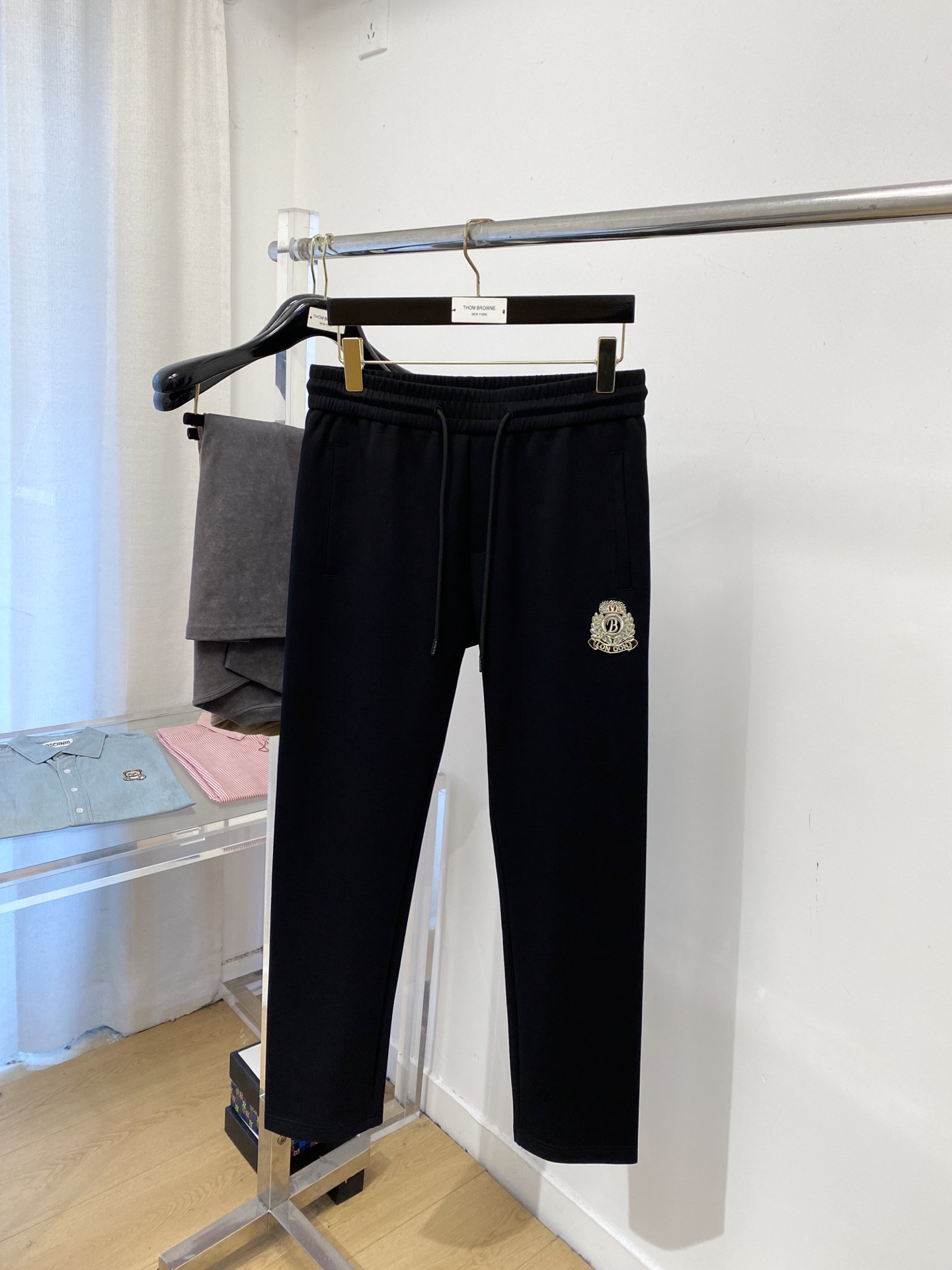 BALMAIN 巴尔曼、2025爆款休闲裤 高弹显瘦必爆简约百搭爆款，做工精细，每一针都看得到用心，超多