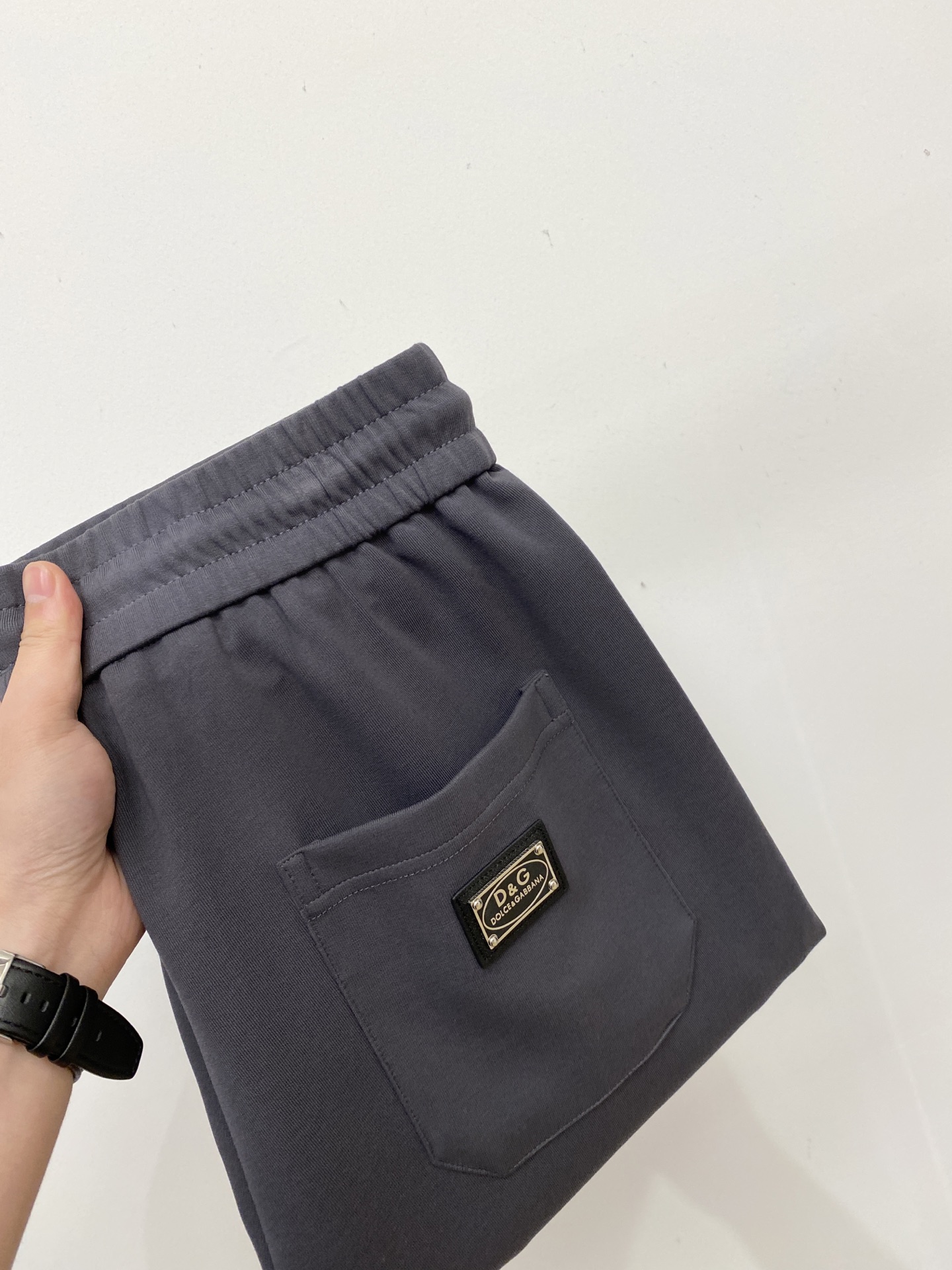 DG、2025爆款休闲裤 高弹显瘦必爆简约百搭爆款，做工精细，每一针都看得到用心，超多明星网红最爱 拉长