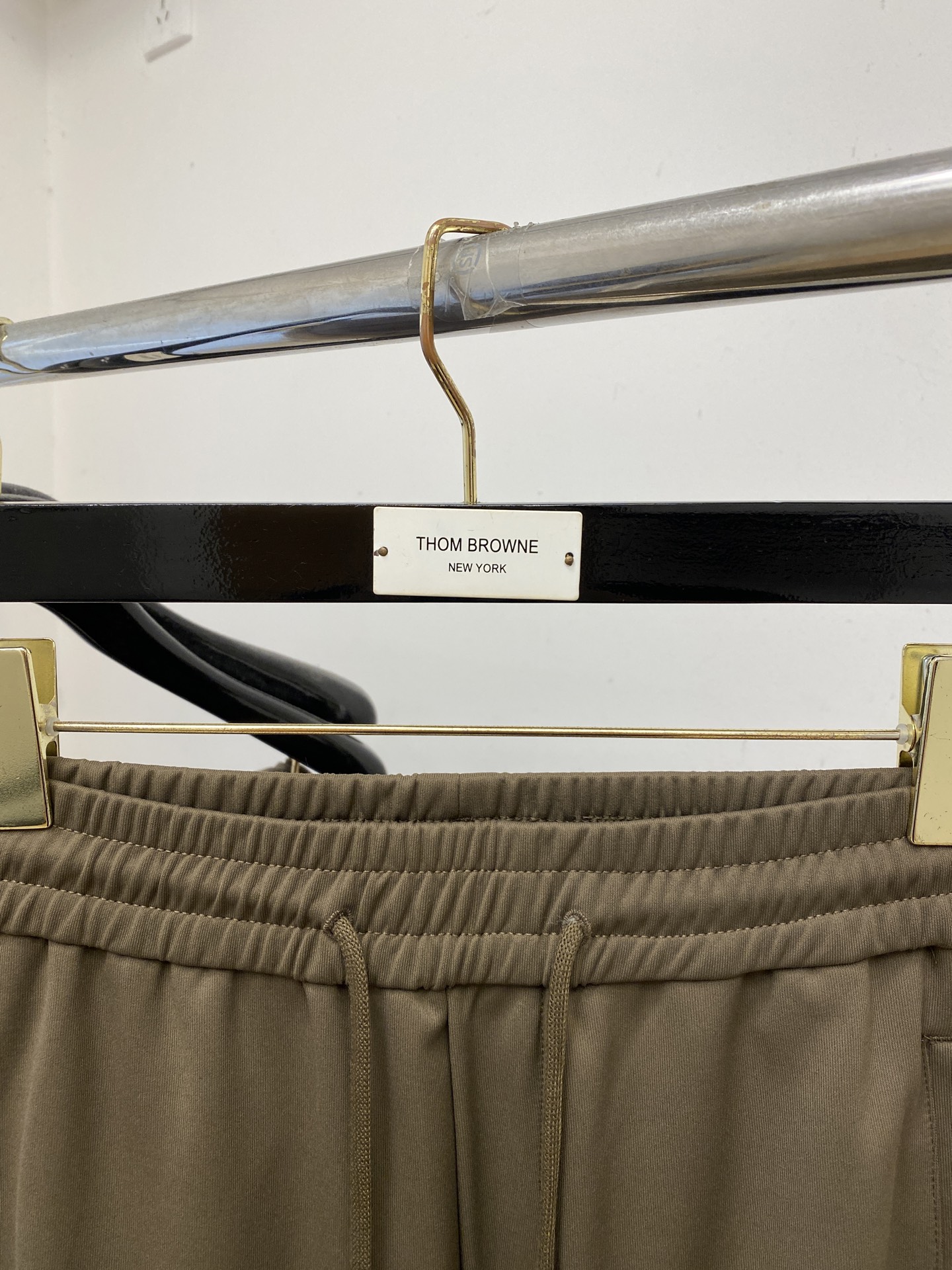 DG、2025爆款休闲裤 高弹显瘦必爆简约百搭爆款，做工精细，每一针都看得到用心，超多明星网红最爱 拉长