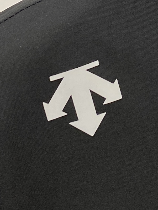 DESCENTE迪桑特、 2025新品夹克外套，时尚帅气，简约百搭款，肩部顶级印胶图案logo，定制原版