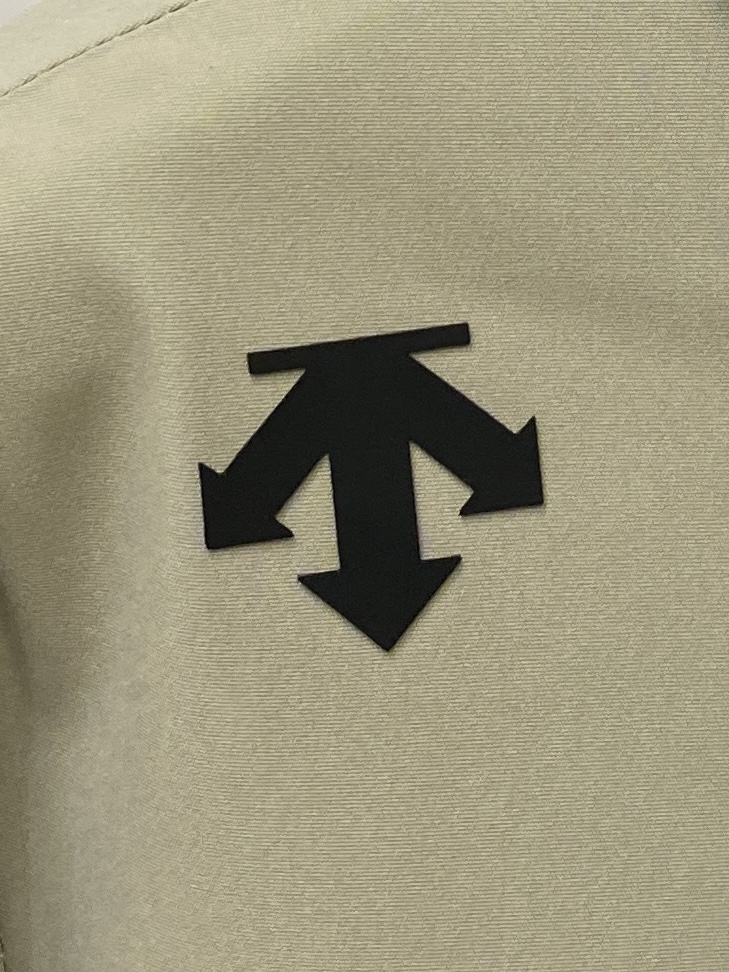 DESCENTE迪桑特、 2025新品夹克外套，时尚帅气，简约百搭款，肩部顶级印胶图案logo，定制原版