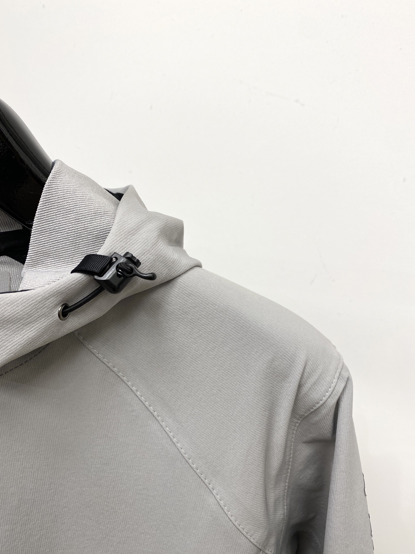 DESCENTE迪桑特、 2025新品夹克外套，时尚帅气，简约百搭款，肩部顶级印胶图案logo，定制原版