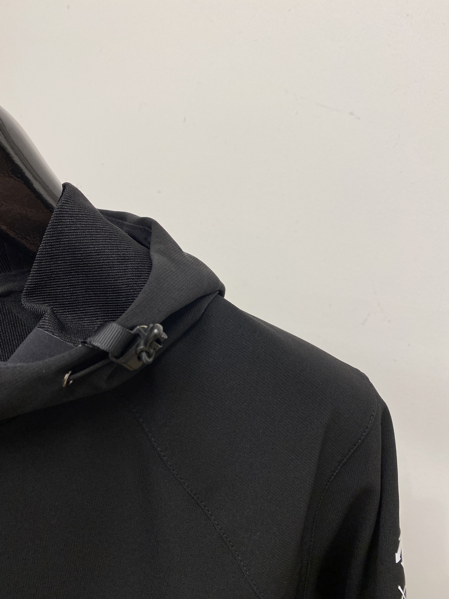 DESCENTE迪桑特、 2025新品夹克外套，时尚帅气，简约百搭款，肩部顶级印胶图案logo，定制原版