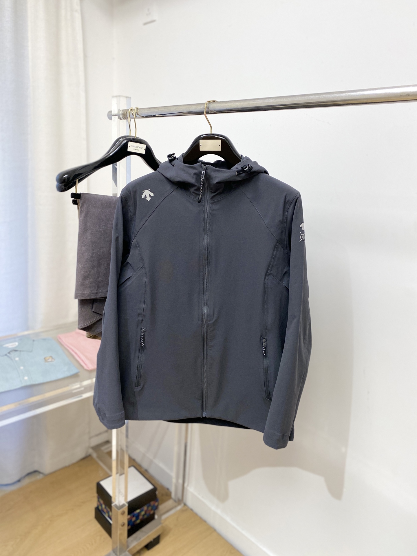 DESCENTE迪桑特、 2025新品夹克外套，时尚帅气，简约百搭款，肩部顶级印胶图案logo，定制原版