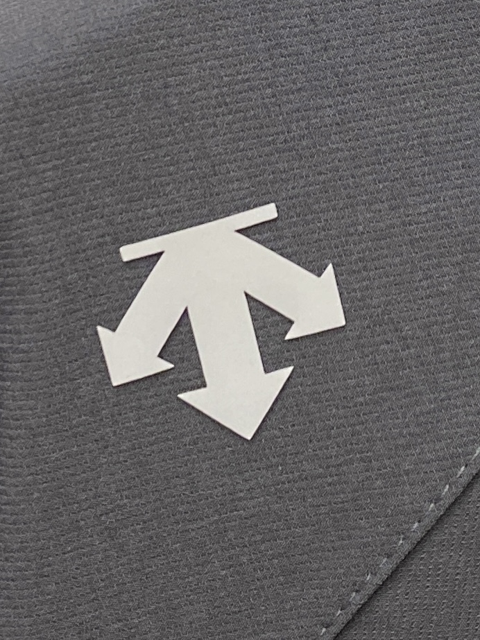 DESCENTE迪桑特、 2025新品夹克外套，时尚帅气，简约百搭款，肩部顶级印胶图案logo，定制原版