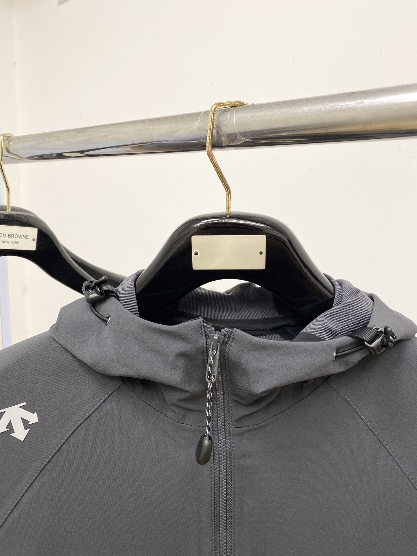 DESCENTE迪桑特、 2025新品夹克外套，时尚帅气，简约百搭款，肩部顶级印胶图案logo，定制原版