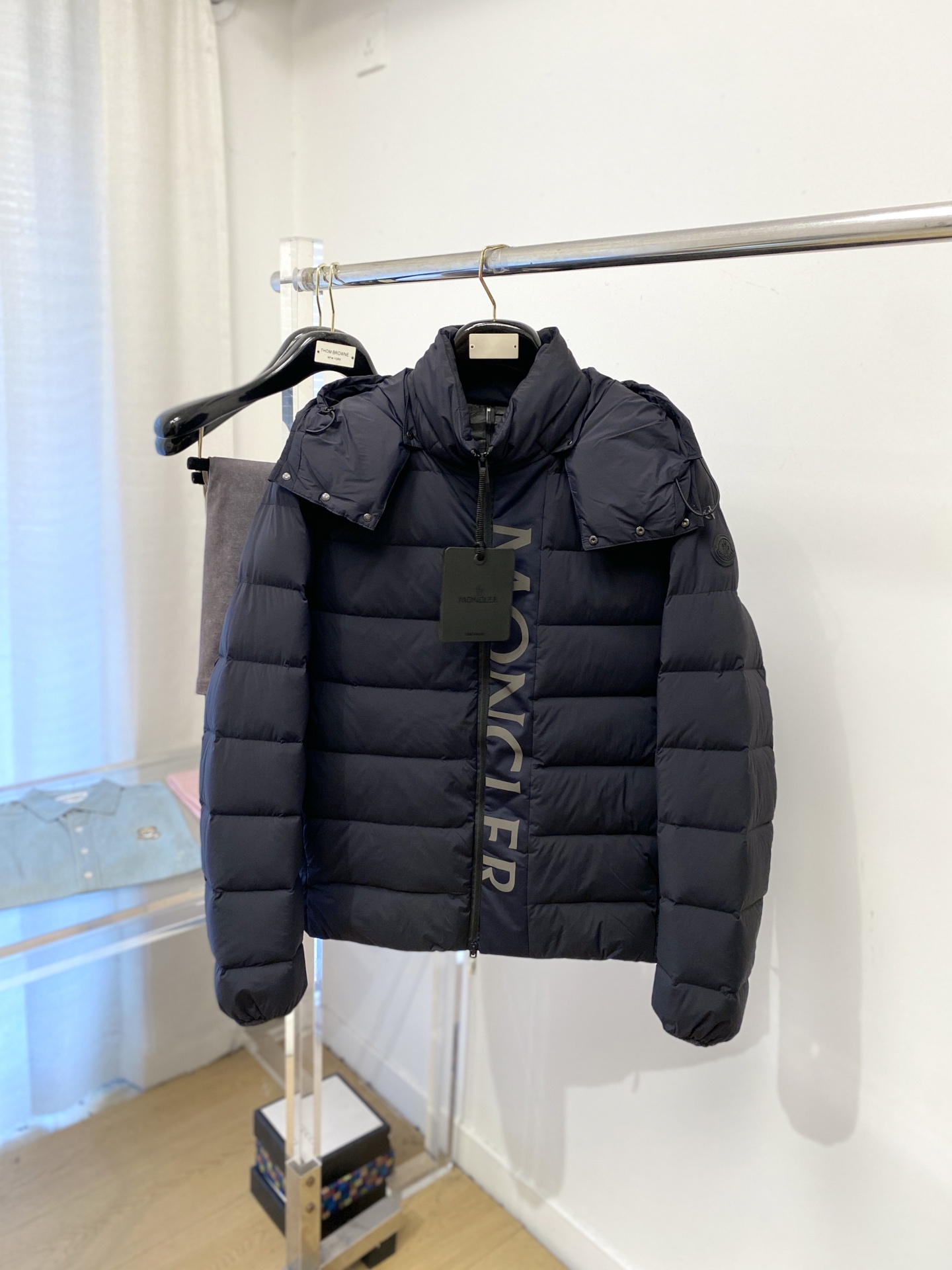 蒙口、2025最新款男士轻薄羽绒服、面料柔软舒适 ．上身版型超赞 ．拉链．辅料都是客供 、进口面料，轻便