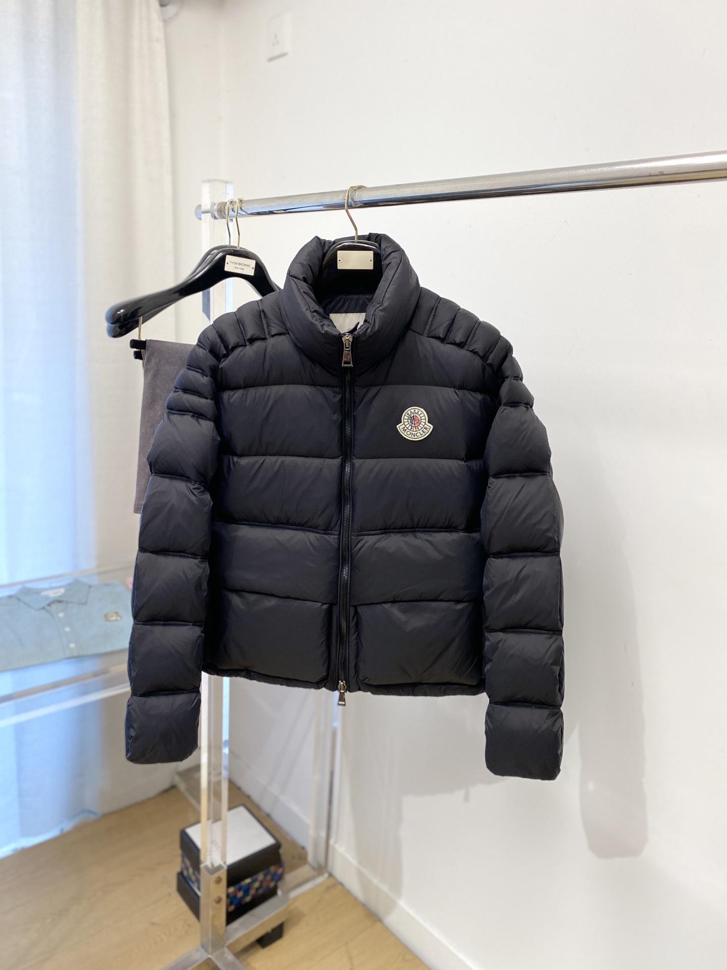 蒙口、2025最新款男士轻薄羽绒服、面料柔软舒适 ．上身版型超赞 ．拉链．辅料都是客供 、进口面料，轻便