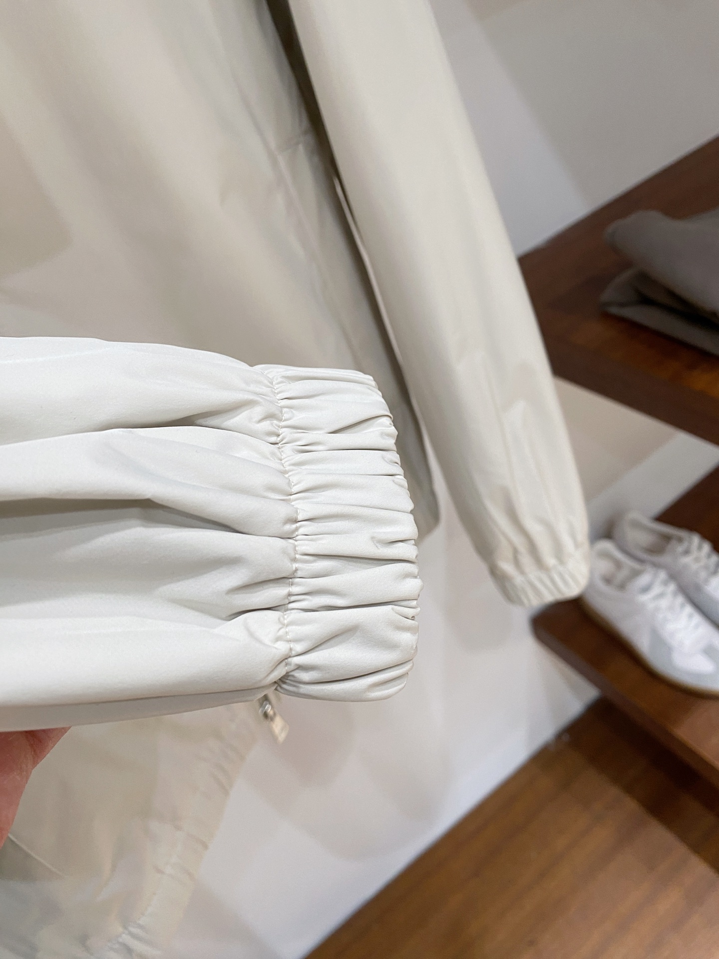 蒙口、2025新品夹克外套，时尚帅气，简约百搭款，胸前刺绣装饰图案logo，定制原版面料，不仅挺括，保持