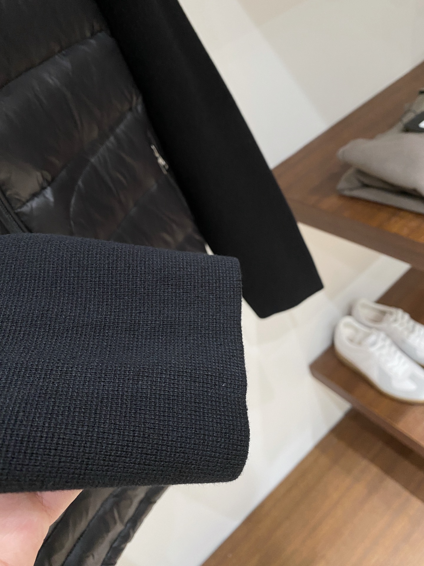 蒙口、2025最新款男士针织羽绒服、面料柔软舒适 ．上身版型超赞 ．拉链．辅料都是客供 、进口面料，轻便