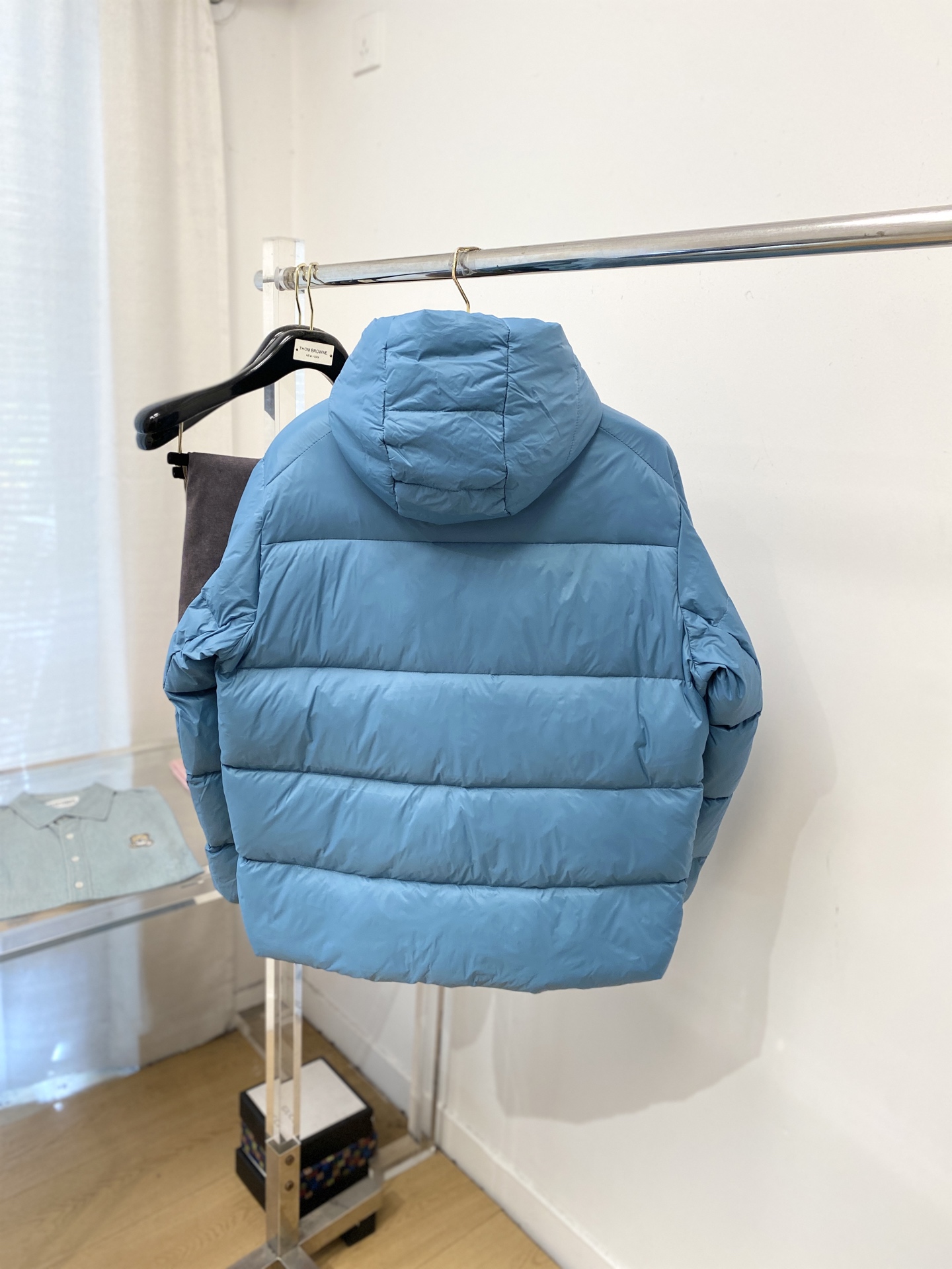 KAILAS 时尚潮牌、2025最新款男士轻薄羽绒服、面料柔软舒适 ．上身版型超赞 ．拉链．辅料都是客供