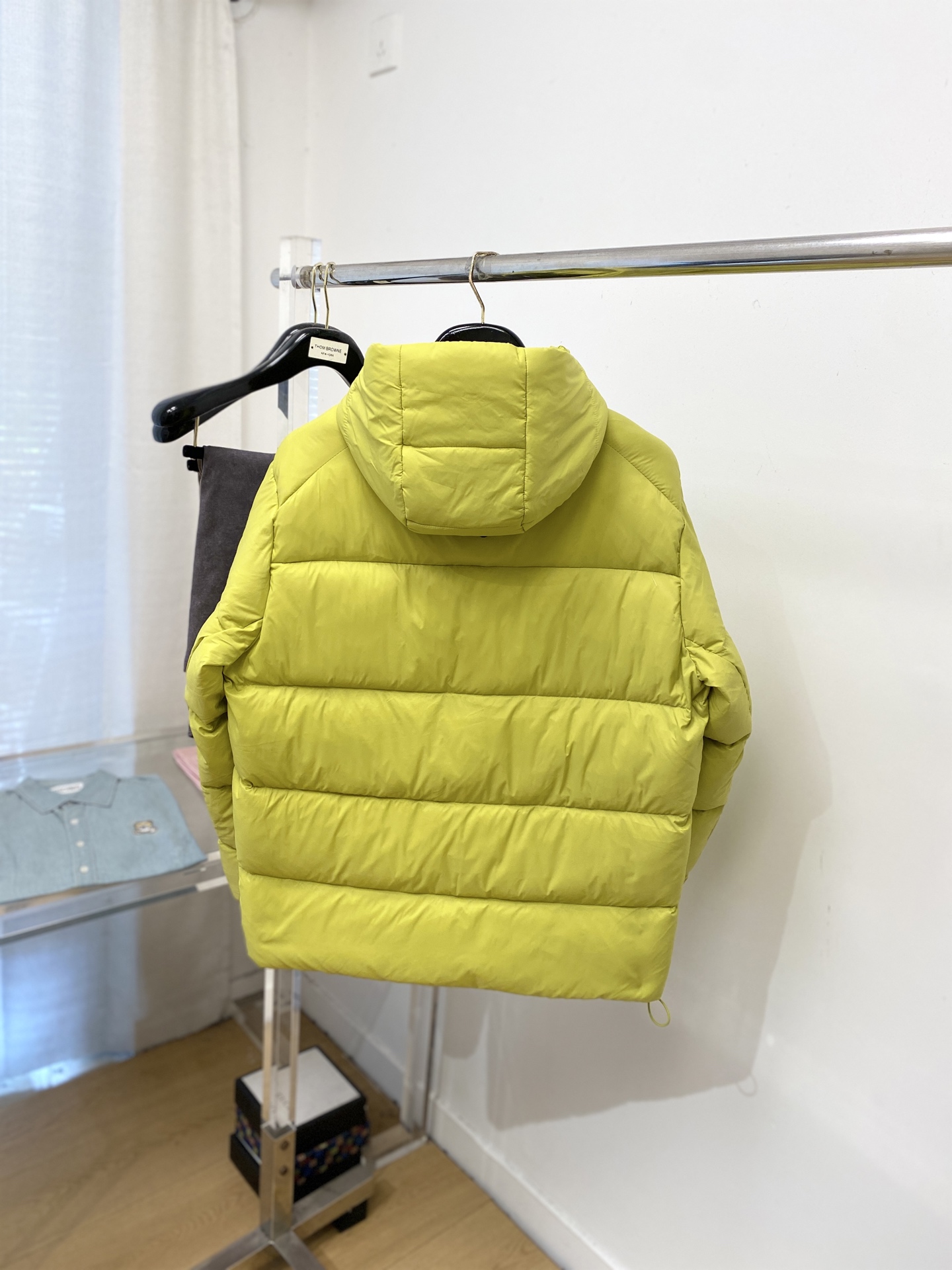 KAILAS 时尚潮牌、2025最新款男士轻薄羽绒服、面料柔软舒适 ．上身版型超赞 ．拉链．辅料都是客供