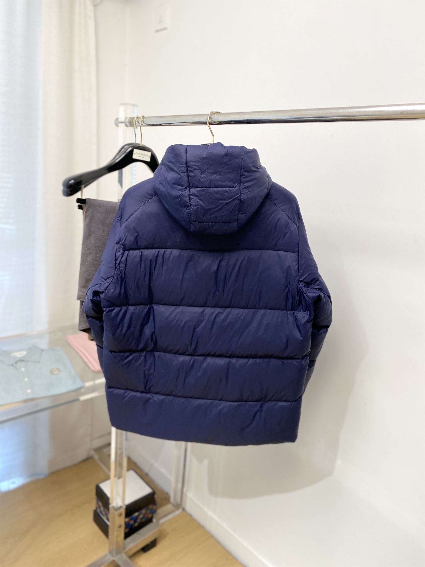 KAILAS 时尚潮牌、2025最新款男士轻薄羽绒服、面料柔软舒适 ．上身版型超赞 ．拉链．辅料都是客供