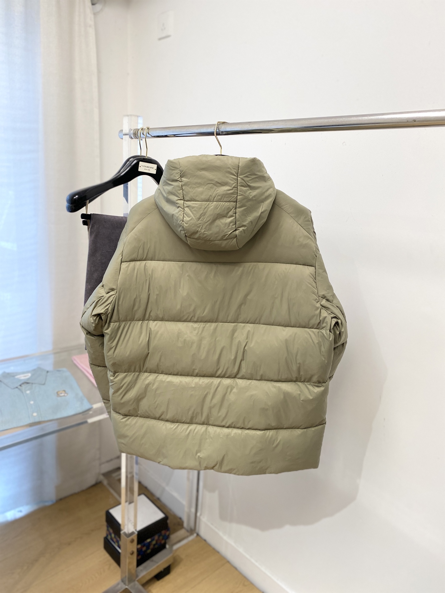 KAILAS 时尚潮牌、2025最新款男士轻薄羽绒服、面料柔软舒适 ．上身版型超赞 ．拉链．辅料都是客供