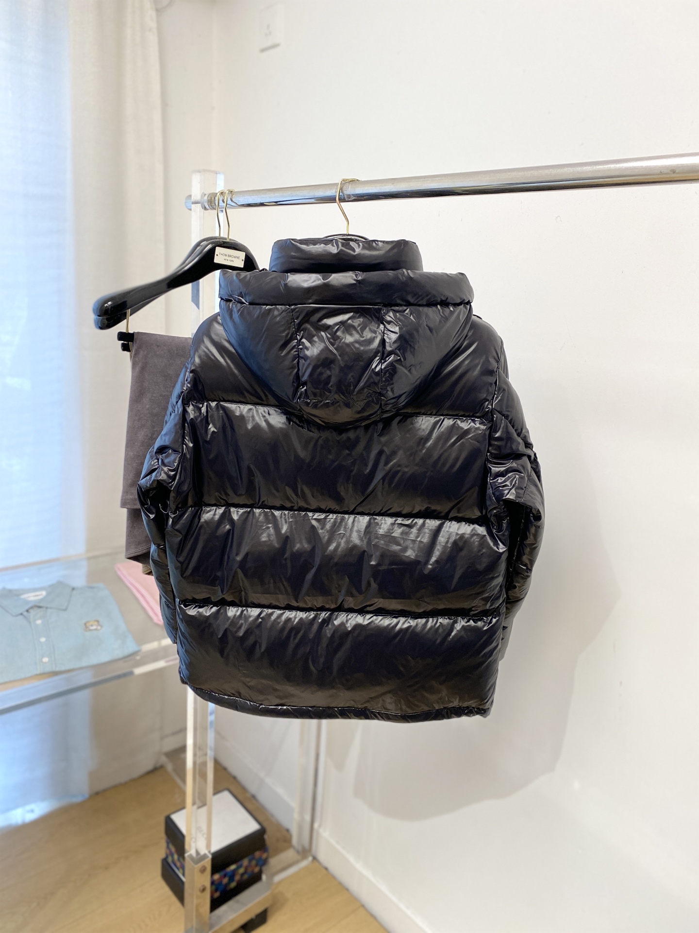 蒙口、2025最新款男士轻薄羽绒服、面料柔软舒适 ．上身版型超赞 ．拉链．辅料都是客供 、进口面料，轻便