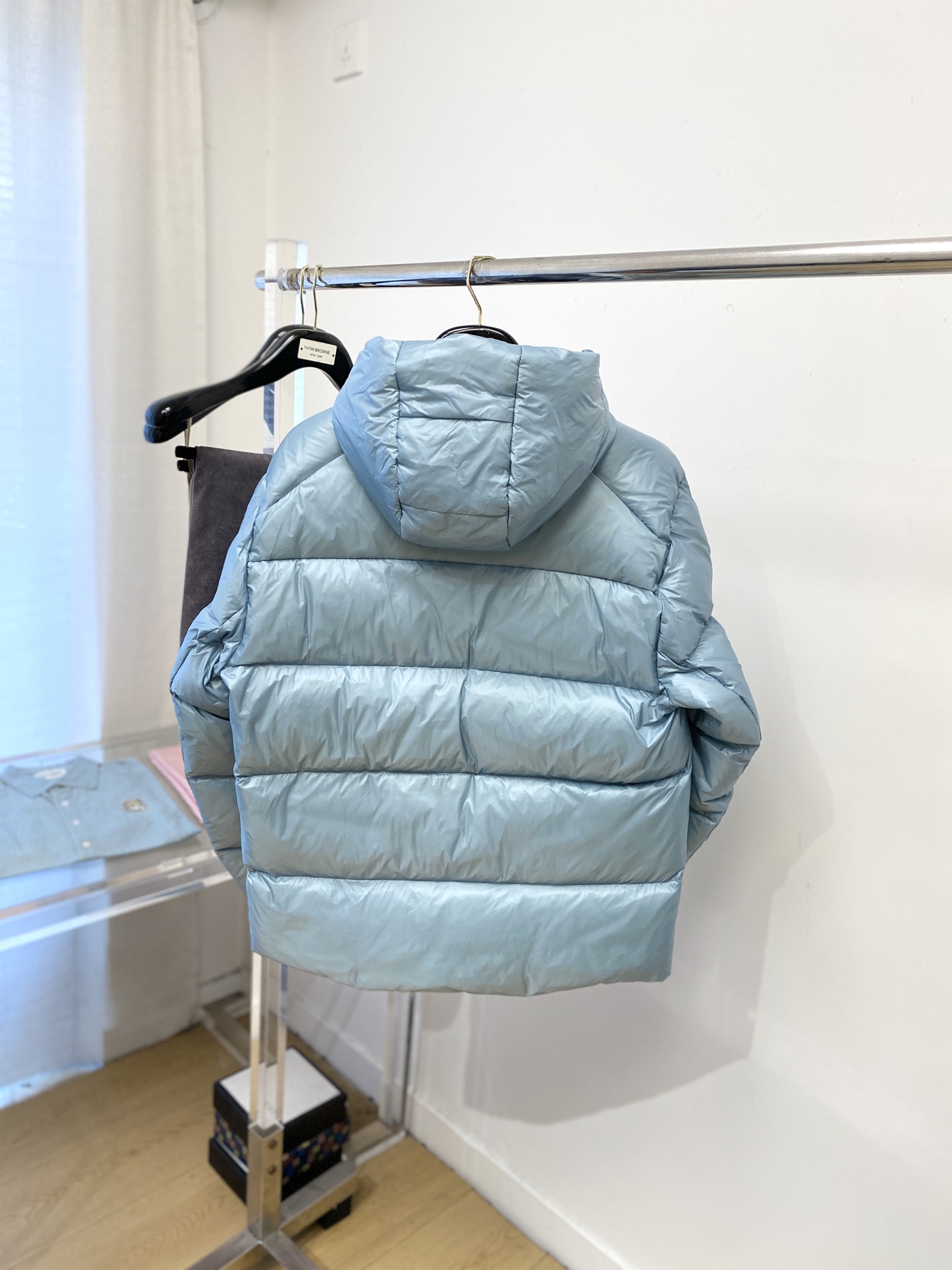 ￼ KAILAS 时尚潮牌、2025最新款男士轻薄羽绒服、面料柔软舒适 ．上身版型超赞 ．拉链．辅料都是