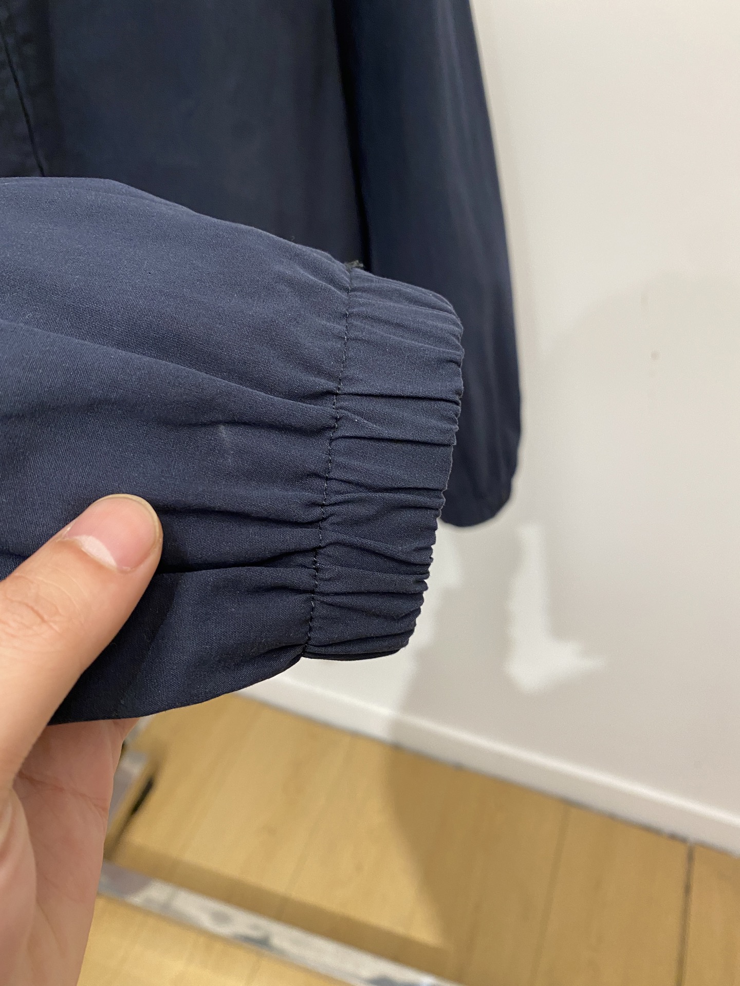 普拉达、2025新品夹克外套，时尚帅气，简约百搭款，胸前精致刺绣字母logo，定制原版面料，不仅挺括，保