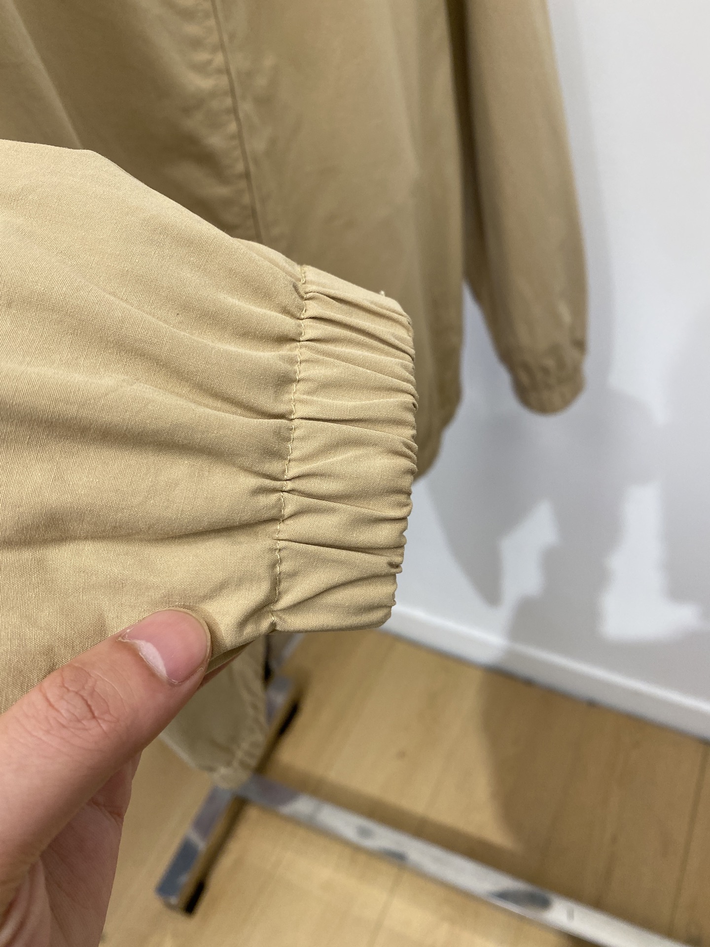 普拉达、2025新品夹克外套，时尚帅气，简约百搭款，胸前精致刺绣字母logo，定制原版面料，不仅挺括，保