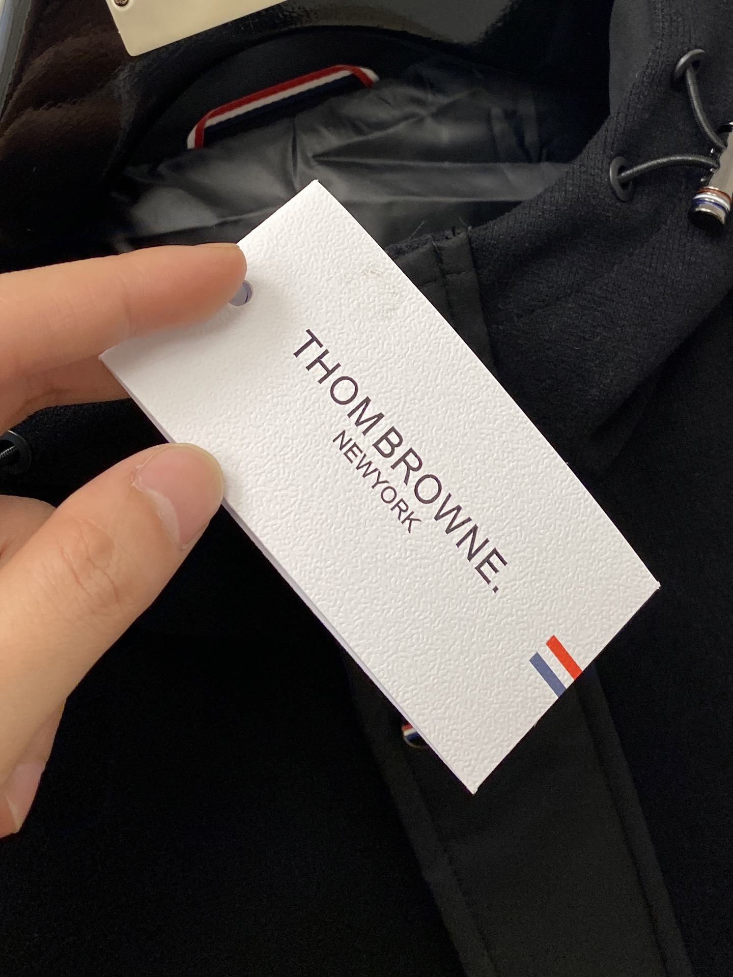 TB、2025最新款男士轻薄羽绒夹克、面料柔软舒适 ．上身版型超赞 ．拉链．辅料都是客供 、进口面料，轻