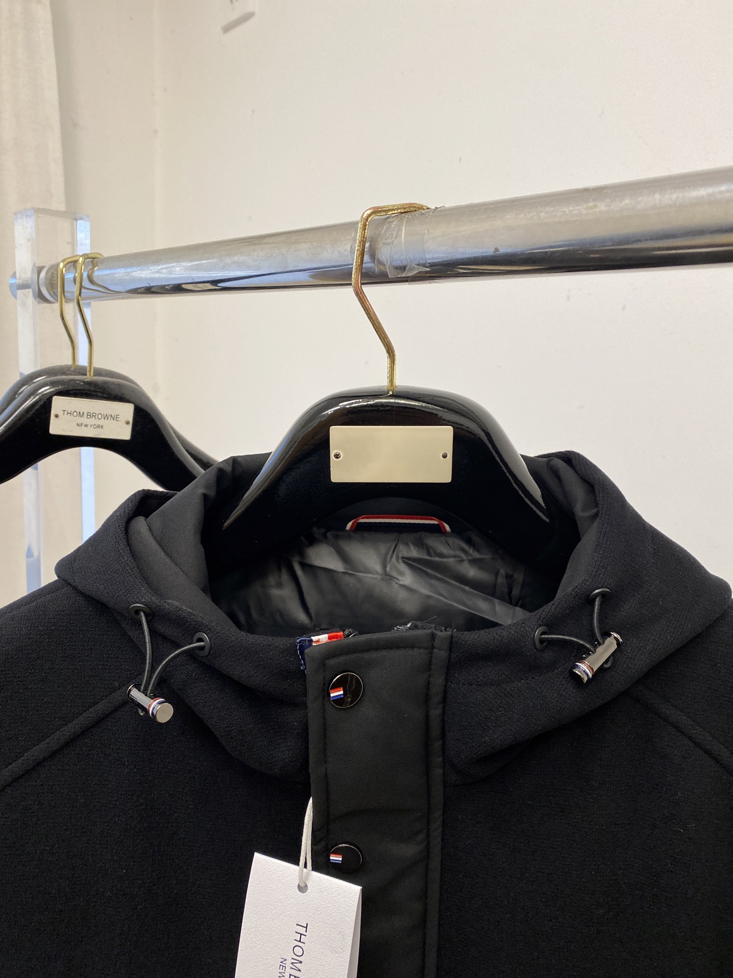 TB、2025最新款男士轻薄羽绒夹克、面料柔软舒适 ．上身版型超赞 ．拉链．辅料都是客供 、进口面料，轻