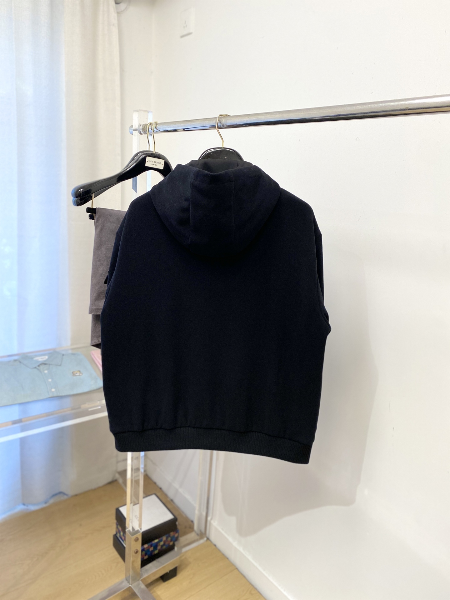 TB、2025最新款男士轻薄羽绒夹克、面料柔软舒适 ．上身版型超赞 ．拉链．辅料都是客供 、进口面料，轻