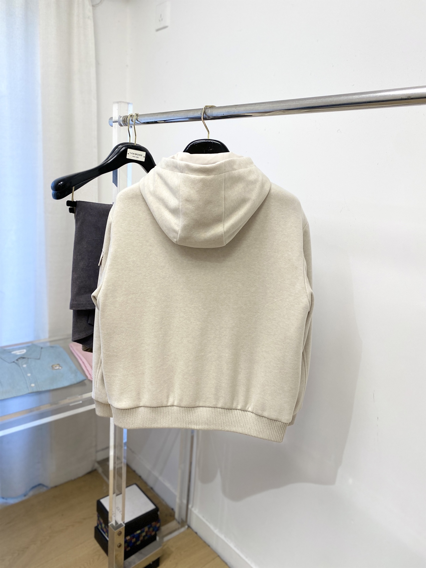 TB、2025最新款男士轻薄羽绒夹克、面料柔软舒适 ．上身版型超赞 ．拉链．辅料都是客供 、进口面料，轻