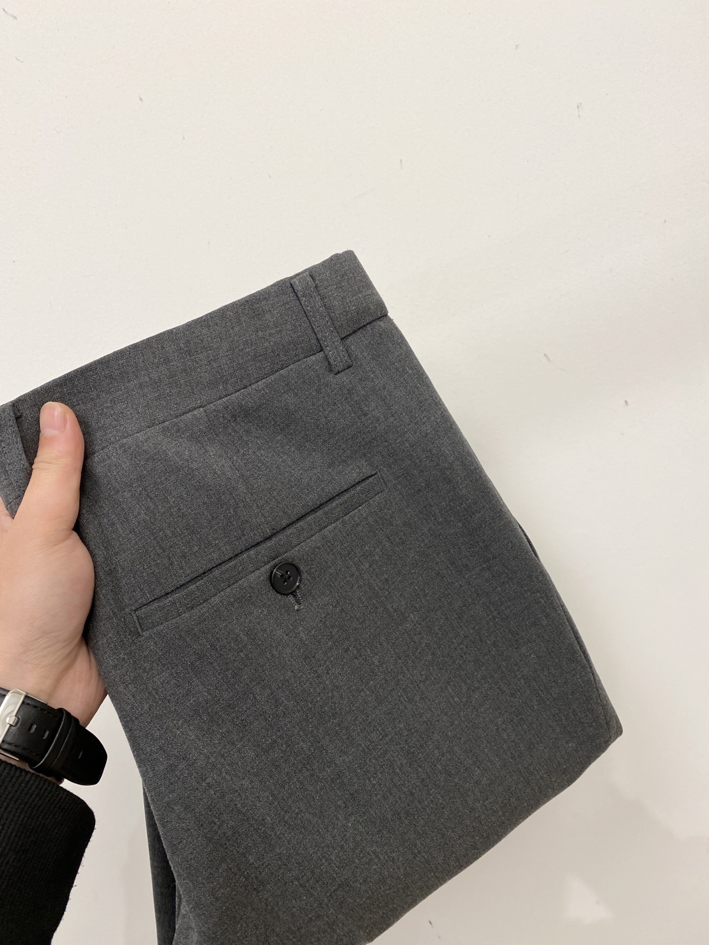 普拉达、2025爆款休闲西裤 高弹显瘦必爆简约百搭爆款，做工精细，每一针都看得到用心，超多明星网红最爱 