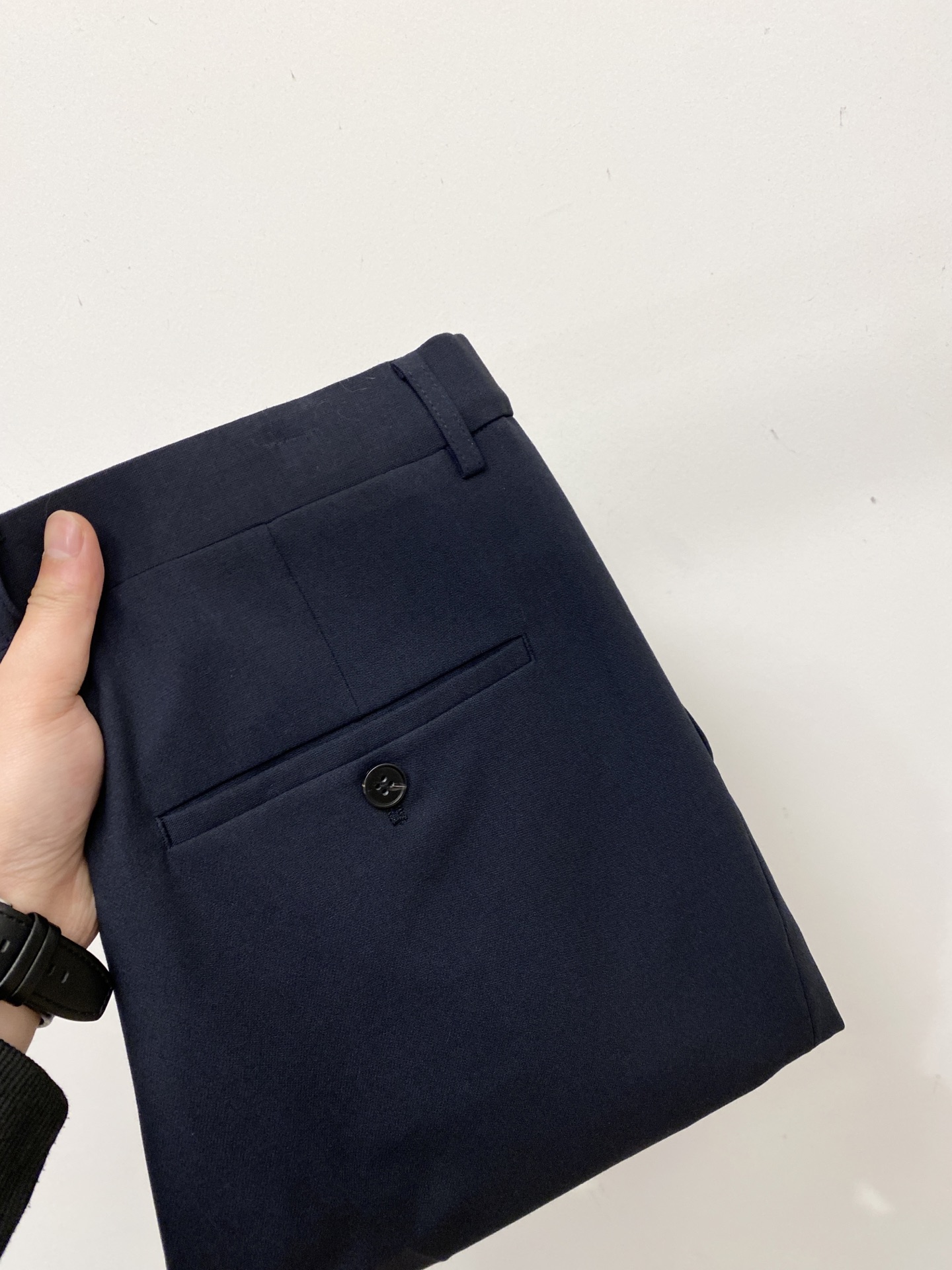 普拉达、2025爆款休闲西裤 高弹显瘦必爆简约百搭爆款，做工精细，每一针都看得到用心，超多明星网红最爱 