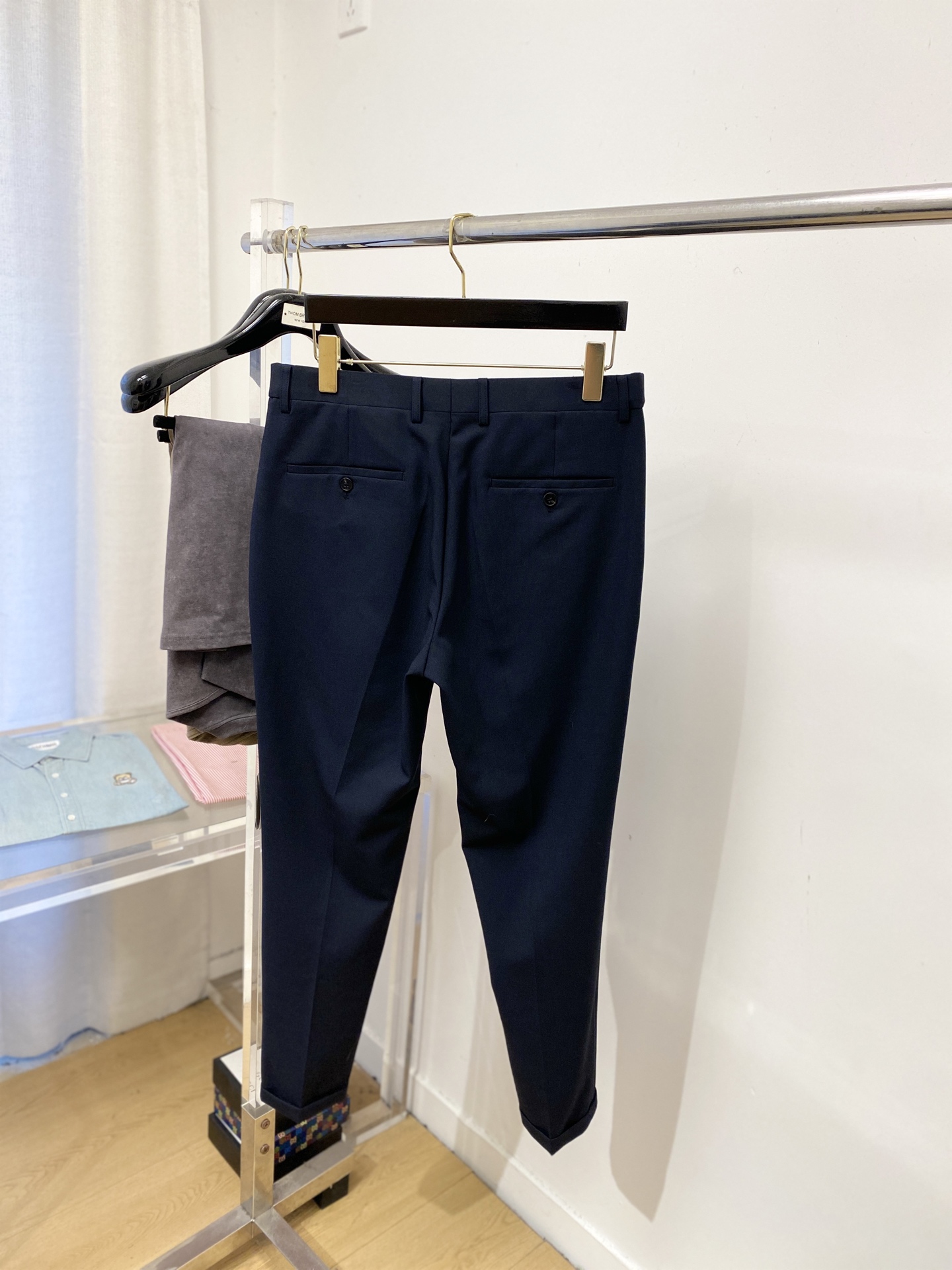 普拉达、2025爆款休闲西裤 高弹显瘦必爆简约百搭爆款，做工精细，每一针都看得到用心，超多明星网红最爱 