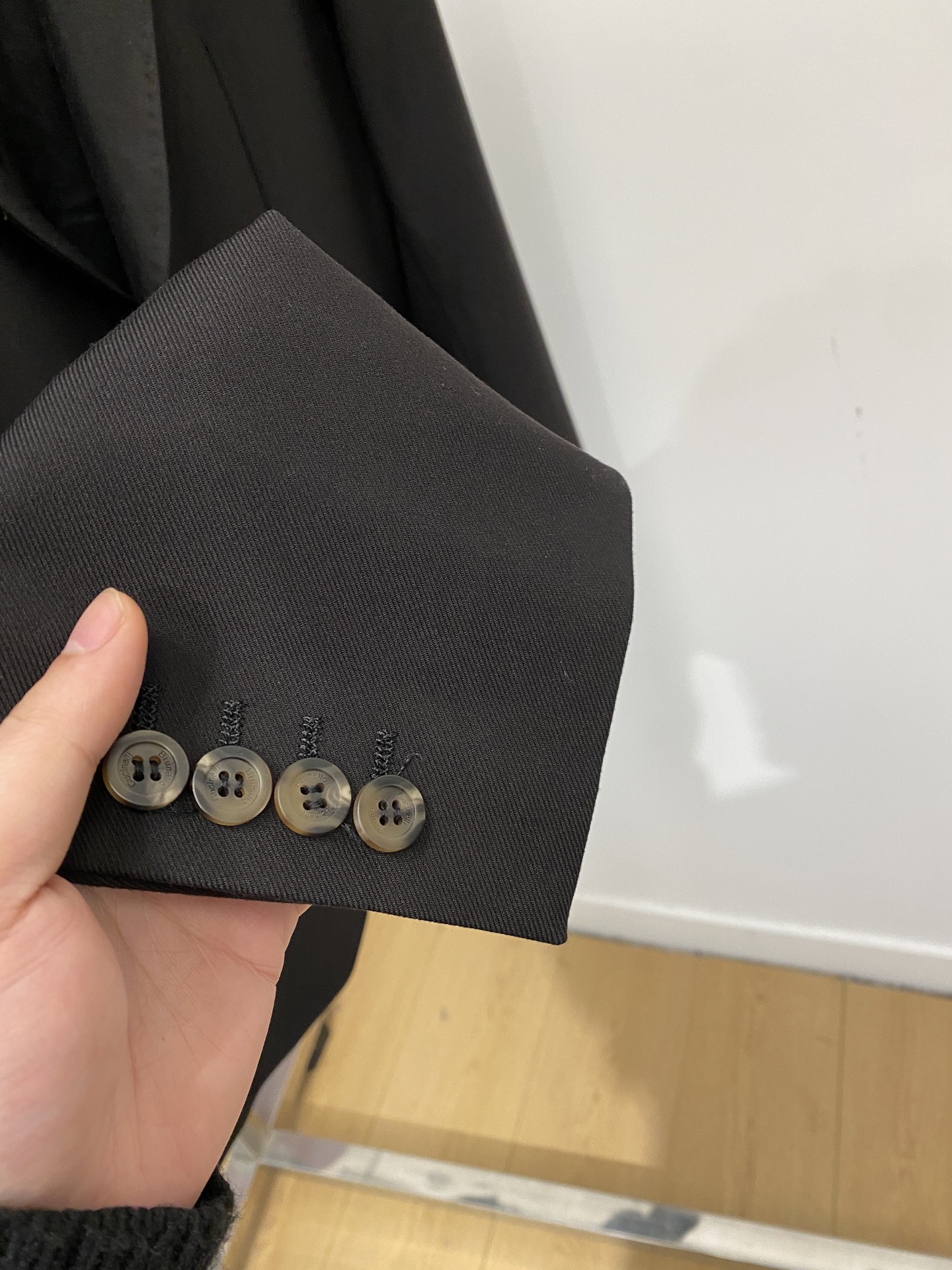 Brunello Cucinelli、2025新品西装外套，时尚帅气，简约百搭款，定制原版面料，不仅挺括