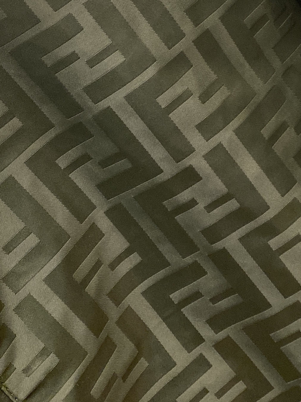 芬迪、2025新品夹克外套，时尚帅气，简约百搭款，顶级数码定位定织字母logo，定制原版面料，不仅挺括，