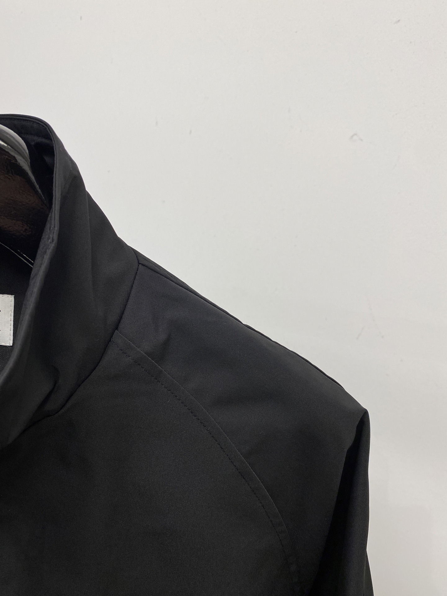 罗意威、2025新品夹克外套，时尚帅气，简约百搭款，胸前精致刺绣图案logo，定制原版面料，不仅挺括，保