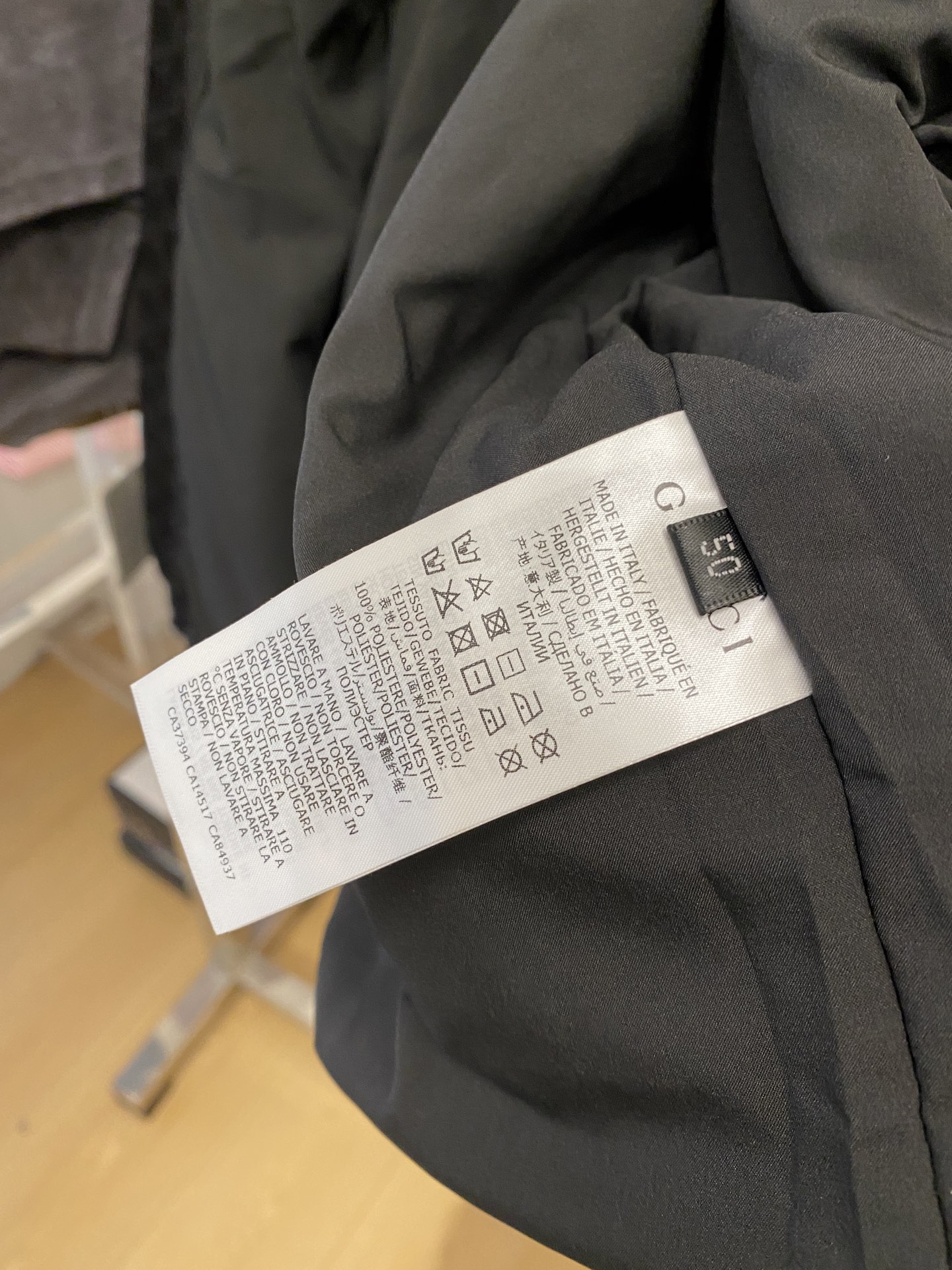 古奇、2025新品夹克外套，时尚帅气，简约百搭款，顶级数码定位定织字母logo，定制原版面料，不仅挺括，