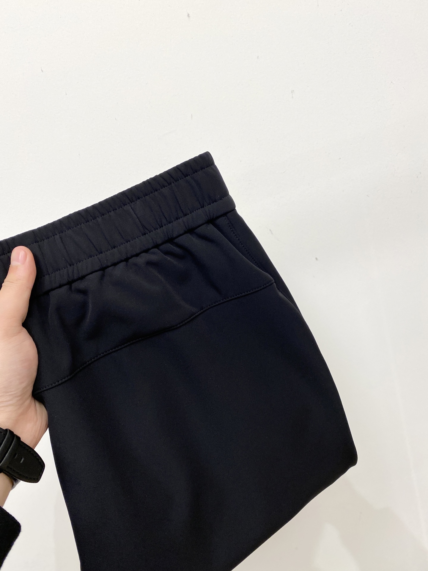 NO:691477,Luo Yiwei, 2025 popular casual pants, high elasticity, slimming, simple and versatile, popular style, fine workmanship, every stitch can be seen attentiveness, favorite of many celebrities and Internet celebrities, elongating body proportions!  Slightly elastic ^_^Comfortable fabric Details Body size M-3XL,,loewe,19860909罗意威、2025爆款休闲裤 高弹显瘦必爆简约百搭爆款,做工精细,每一针都看得到用心,超多明星网红最爱 拉长身材比例哦！微弹 ^_^舒适面料 细节体码数M-3XL,,loewe,,Men's clothing