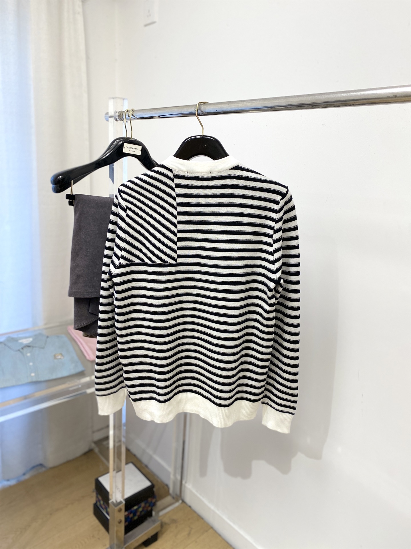 支持年后退换！ 普拉达、2025新品羊毛衣衣 具有手感细腻柔软，可直接与肌肤接触，让暖心的纱线变化出细腻